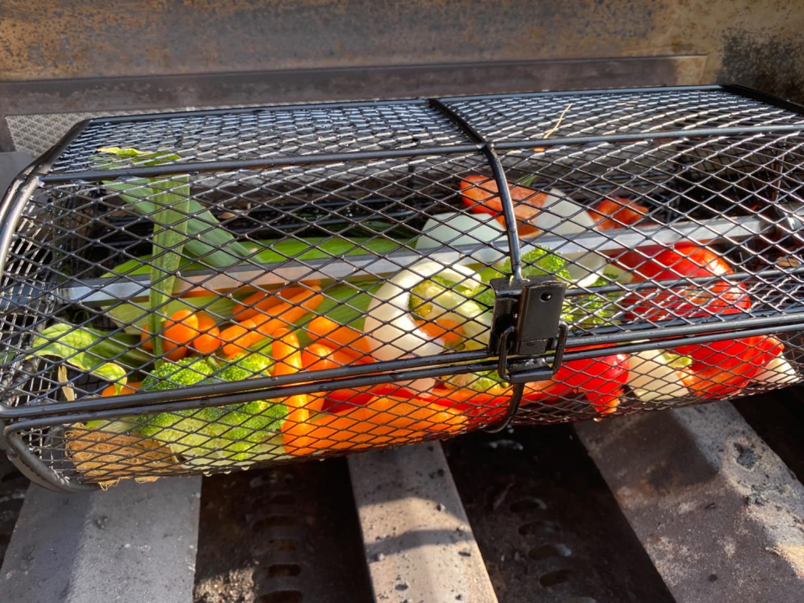 onlyfire Universal Rotisserie Basket BBQ Grilling Basket for Most Grills | For Most Gas/Charcoal Grills, Perfect for Making French Fries, Chicken wings, Vegetables customer photo 2