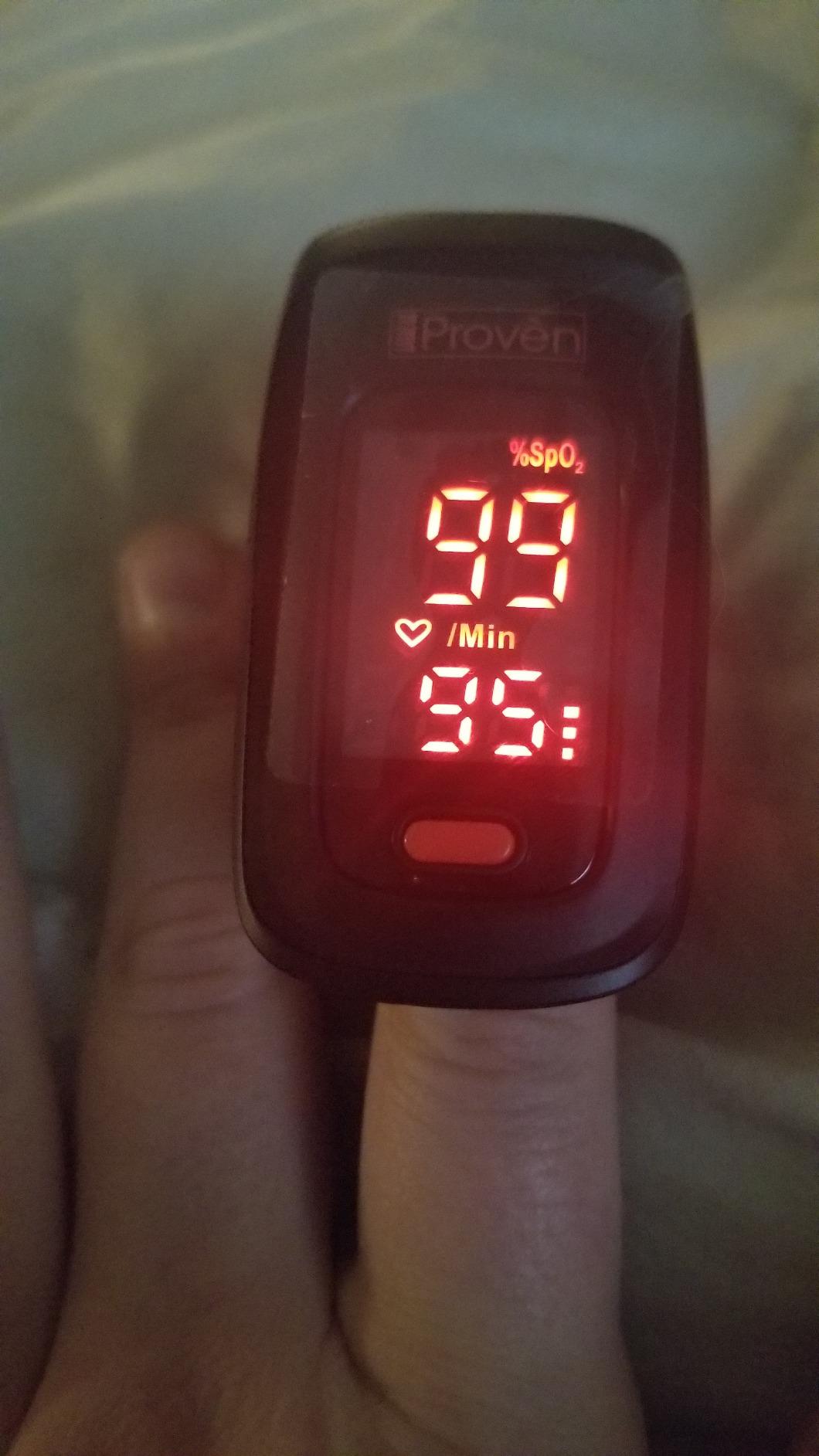 iProven Pulse Oximeter Fingertip for Oxygen Saturation & Respiratory Rate, Pulse Rate and Blood Oxygen Saturation Monitor, Finger Oximeter O2 Monitor, Batteries, Case & Lanyard Included customer photo 1