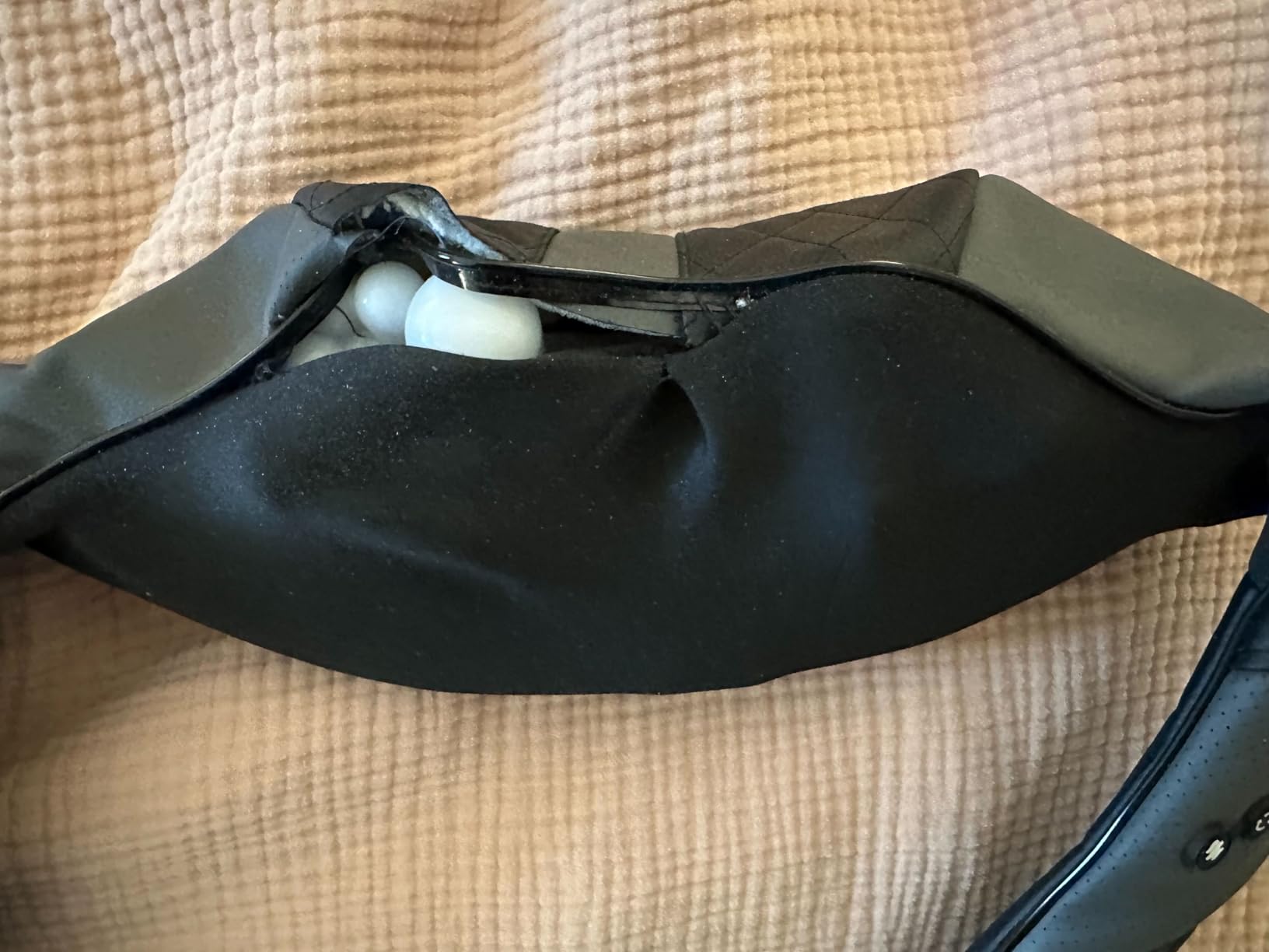 Massagers for Neck and Back with Heat - Deep Tissue 3D Kneading Pillow, Electric Shiatsu Shoulder Massage, Foot, Legs, Body - Relieve Muscle Pain - Office, Home & Car customer photo 2