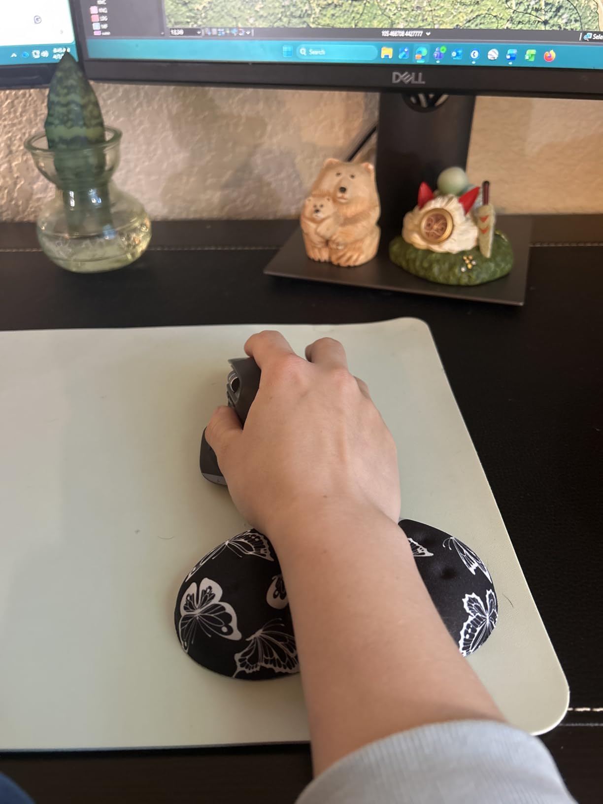 BRILA Ergonomic Memory Foam Mouse Wrist Rest Support Pad Cushion for Computer, Laptop, Office Work, PC Gaming - Massage Holes Design - Wrist Pain Relief (Black Mouse Wrist Rest) customer photo 2