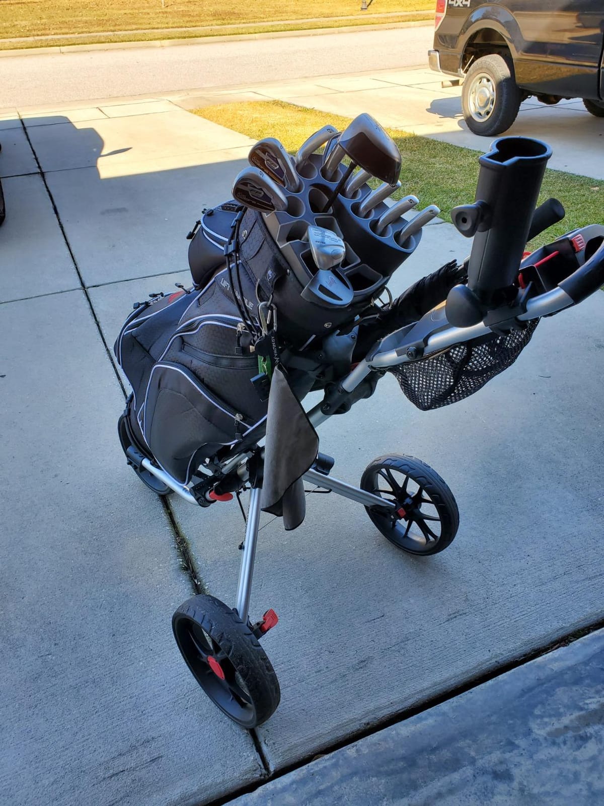 Caddytek CaddyLite 15.3 V2 Golf Push Cart - Lightweight Foldable Aluminum Cart with EVA Wheels, Foot Brake, Adjustable Handle, Umbrella Holder, Drink Holder, Scorecard Holder customer photo 1