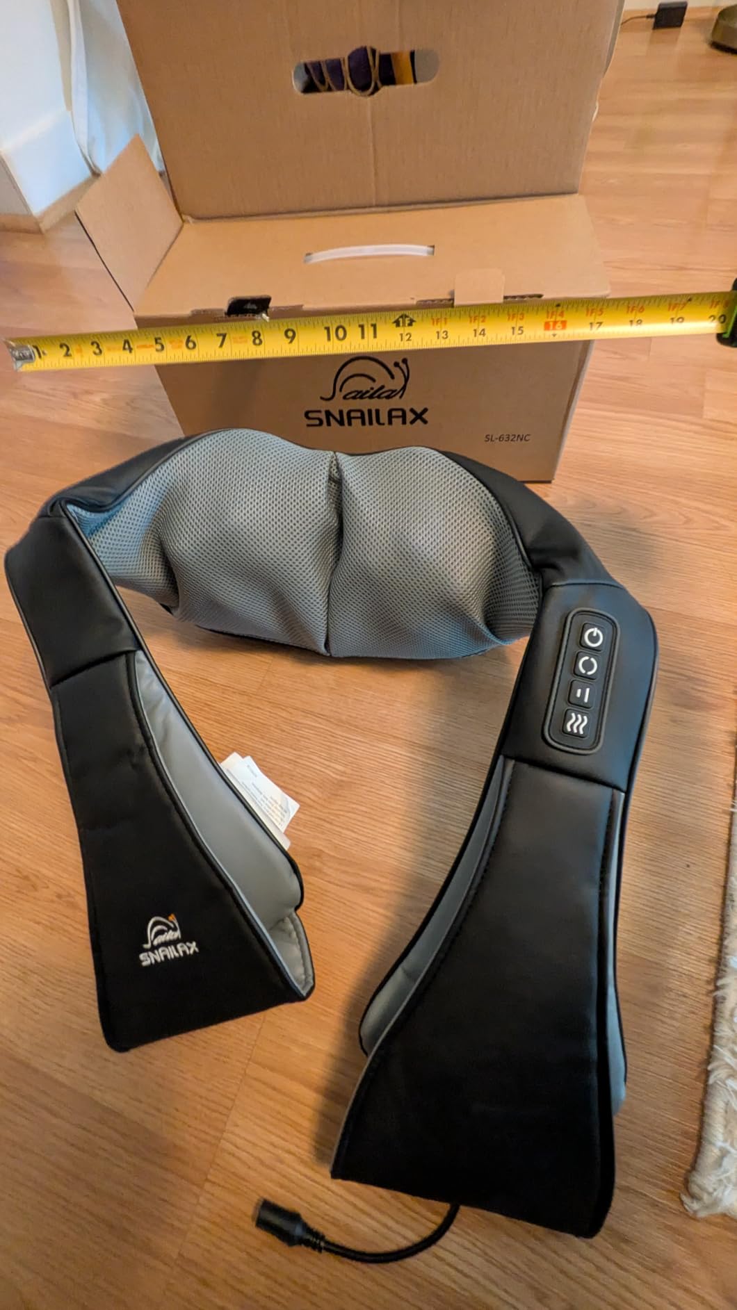 Snailax Cordless Massager - Shiatsu Neck and Shoulder Massager with Heat, FSA Eligible, Portable, Lumbar, Back Electric Massage Pillow customer photo 2