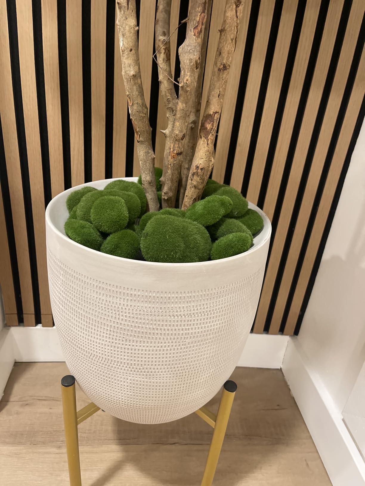 Creative Co-Op Large Matte White Embossed Stoneware Planter customer photo 2