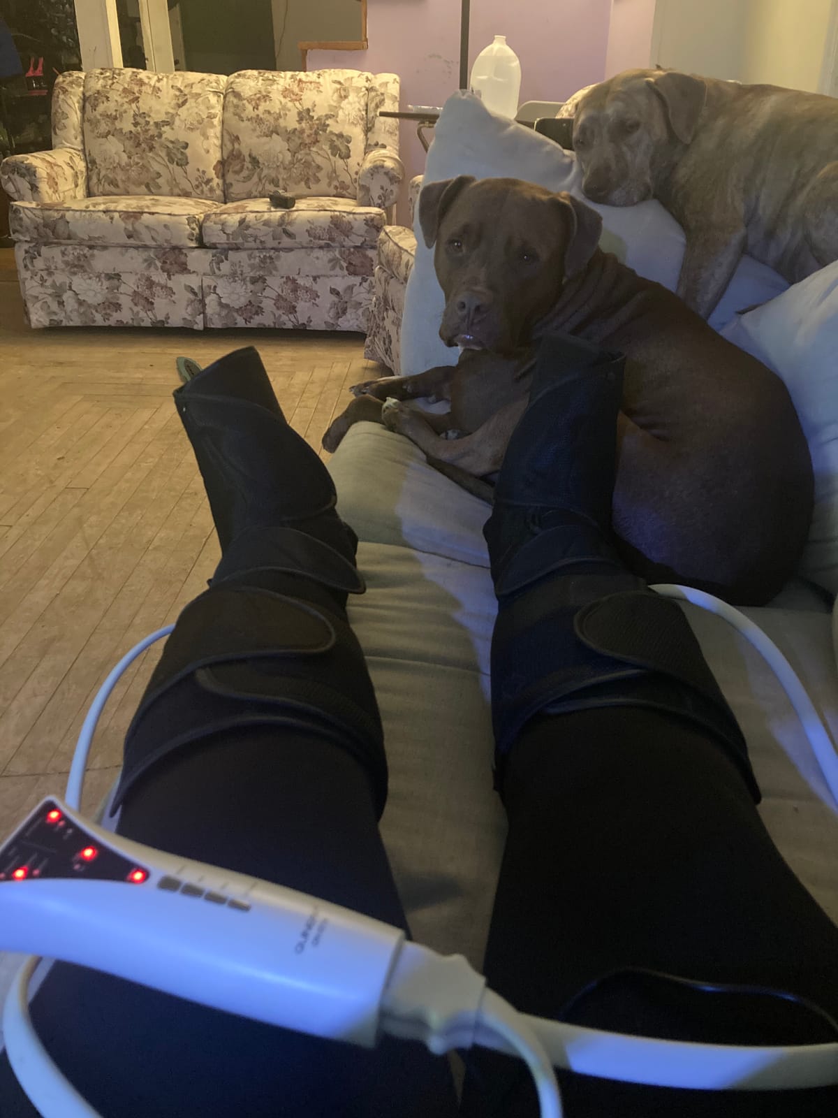 QUINEAR Leg Massager with Heat and Air Compression, Foot and Calf Massager for Circulation and Pain, Compression Boots with 3 modes and 3 Intensities customer photo 2