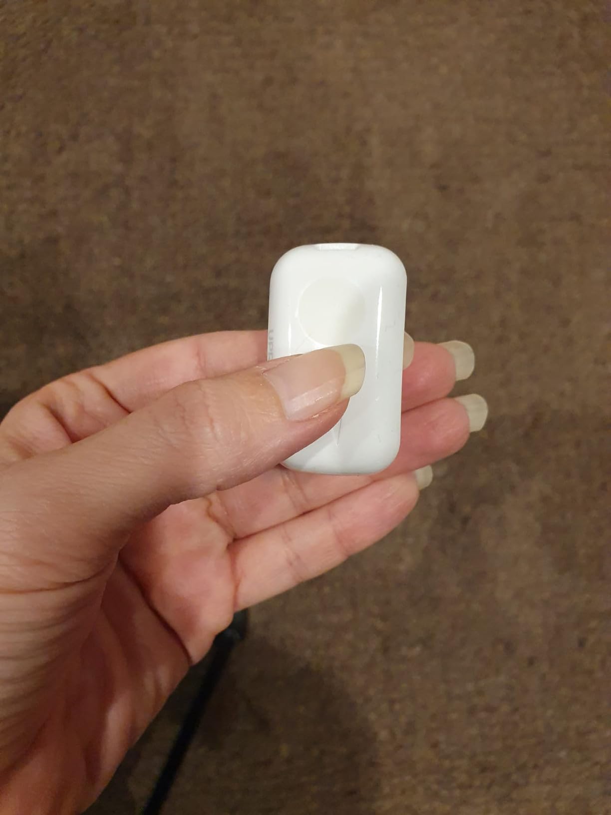 Upright GO 2 Premium | Posture Trainer & Tracker for Women & Men with Smart App customer photo 1