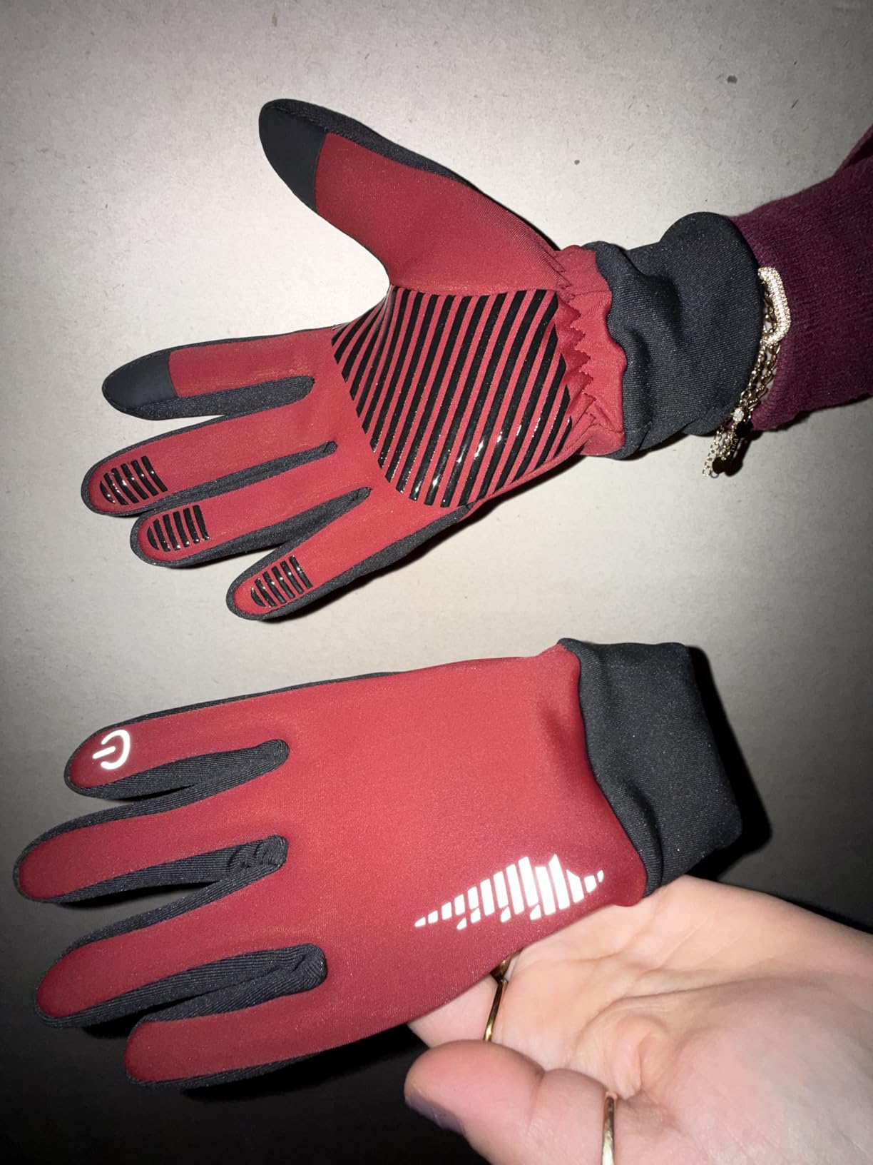 SIMARI Winter Gloves for Women Men - Cold Weather Thermal Touch Screen Ski Snow Glove Liners, Non-Slip Palm & Warm Fleece Lined, for Running Cycling Driving Hiking Walking Sports Outdoor Texting Work customer photo 2