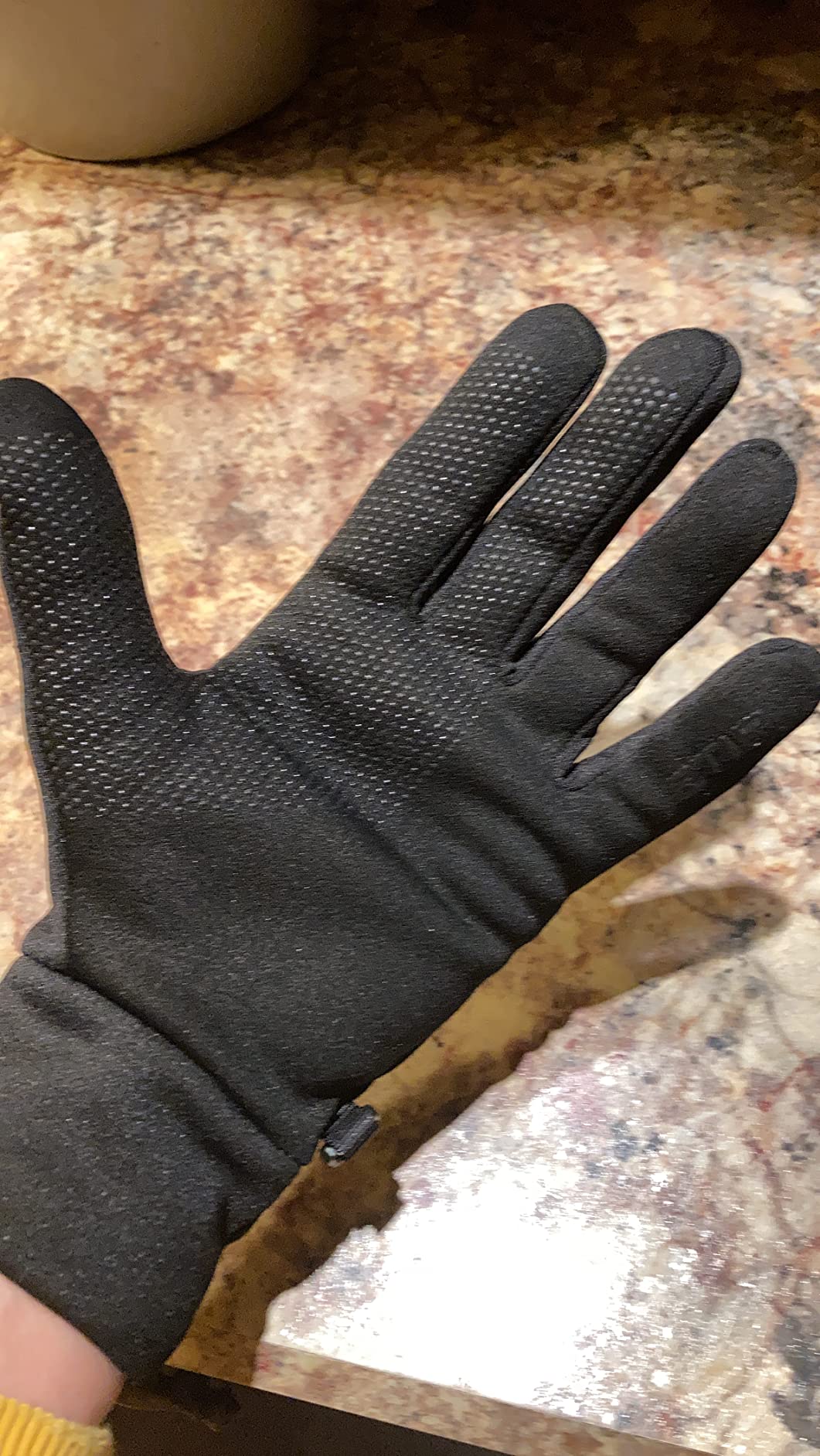 THE NORTH FACE Women's Etip Recycled Glove | Touchscreen Compatible Winter Running Gloves With Silicone Grippers customer photo 2