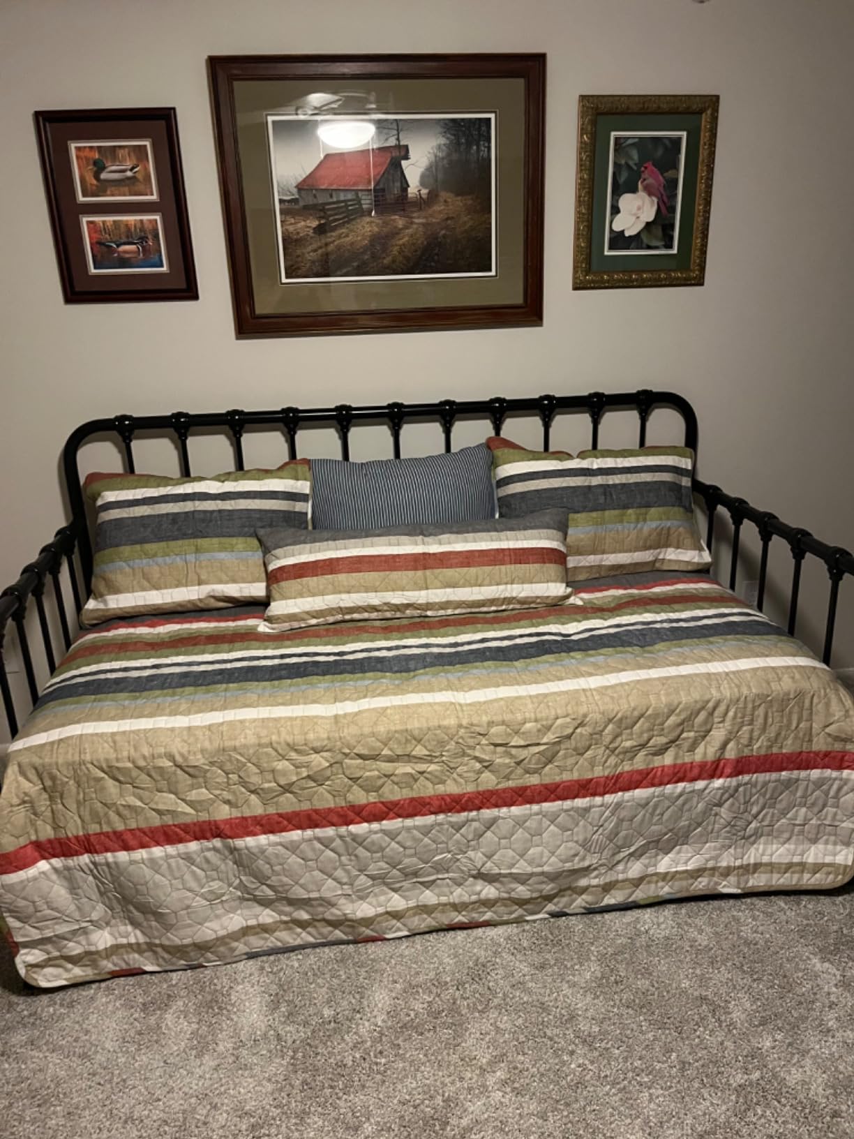 Eddie Bauer - Queen Quilt Set with Shams, Reversible Cotton Bedding, Lightweight All-Season, Pre-Washed, Troutdale Green customer photo 2