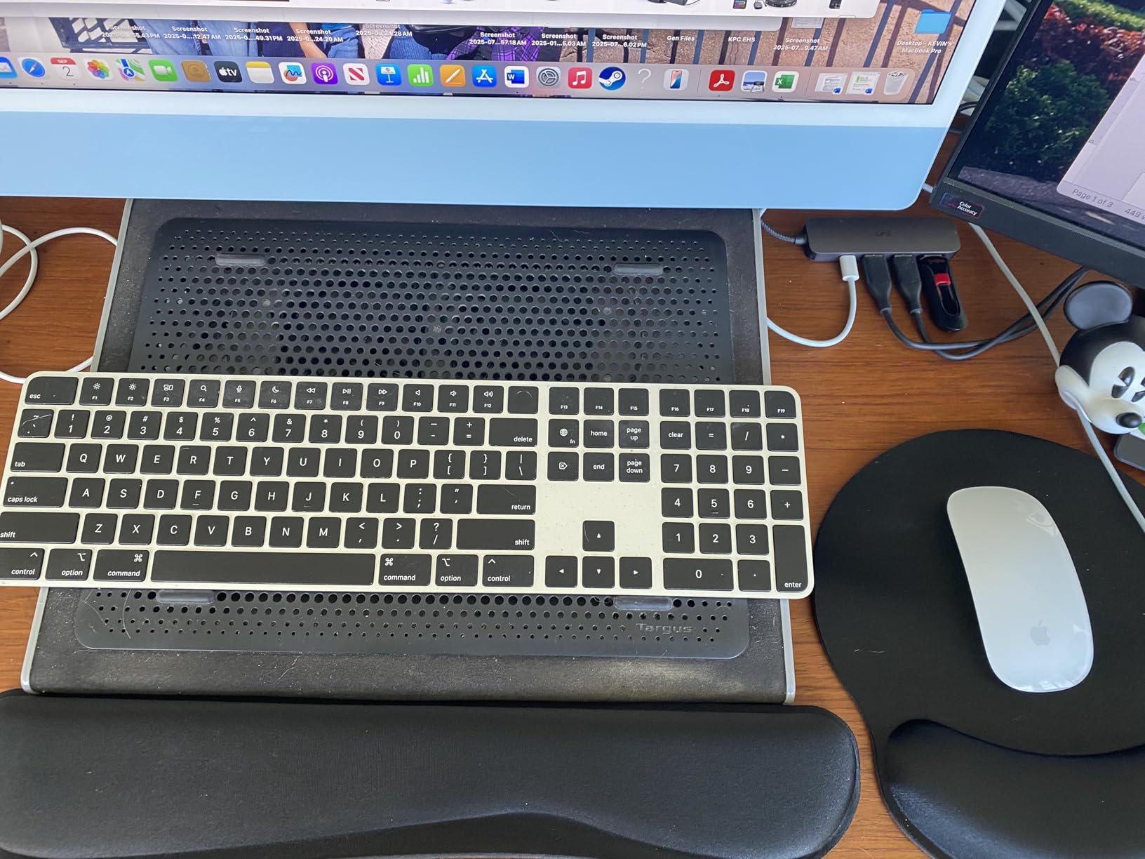 KTRIO Ergonomic Keyboard Wrist Rest & Mouse Pad with Wrist Rest, Black | Memory Foam Wrist Support, Ergonomic Design, Non-Slip Base, Office and Home Use customer photo 1