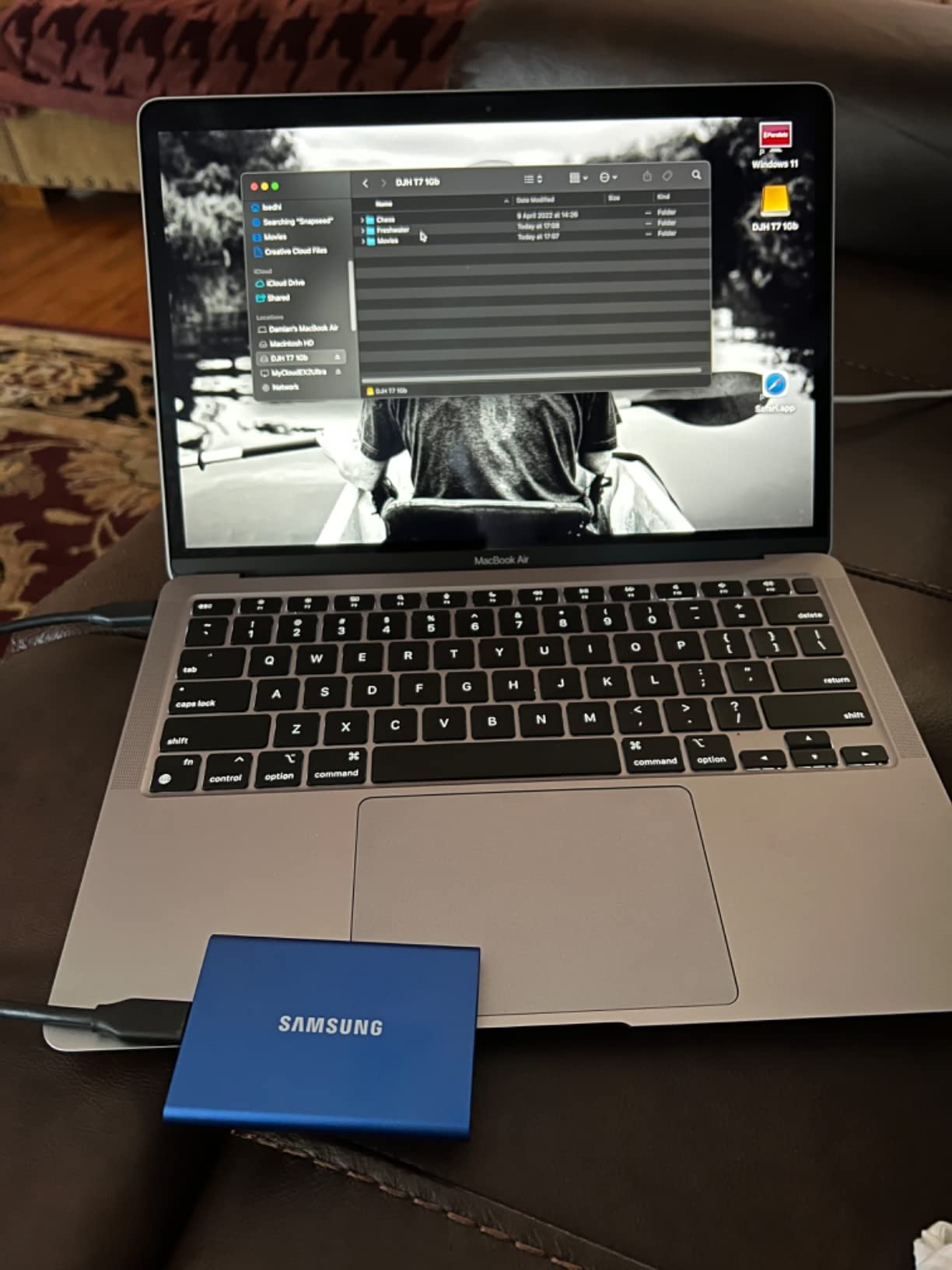 Samsung T7 Portable SSD 1TB Blue, USB 3.2 Gen 2, Up to 1,050MB/s - External Solid State Drive for Gaming, Students, Professionals (MU-PC1T0H/AM) customer photo 1