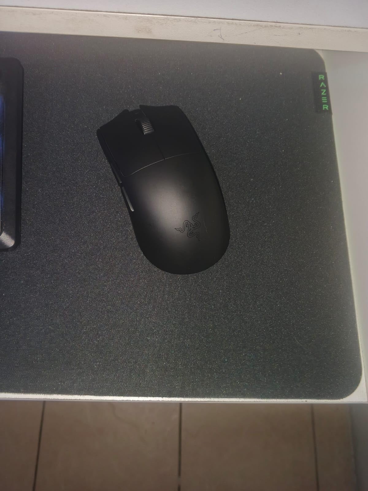 Razer Gigantus V2 Cloth Gaming Mouse Pad (XXL), Thick, Non-Slip Base, Black | High-Density Foam customer photo 1