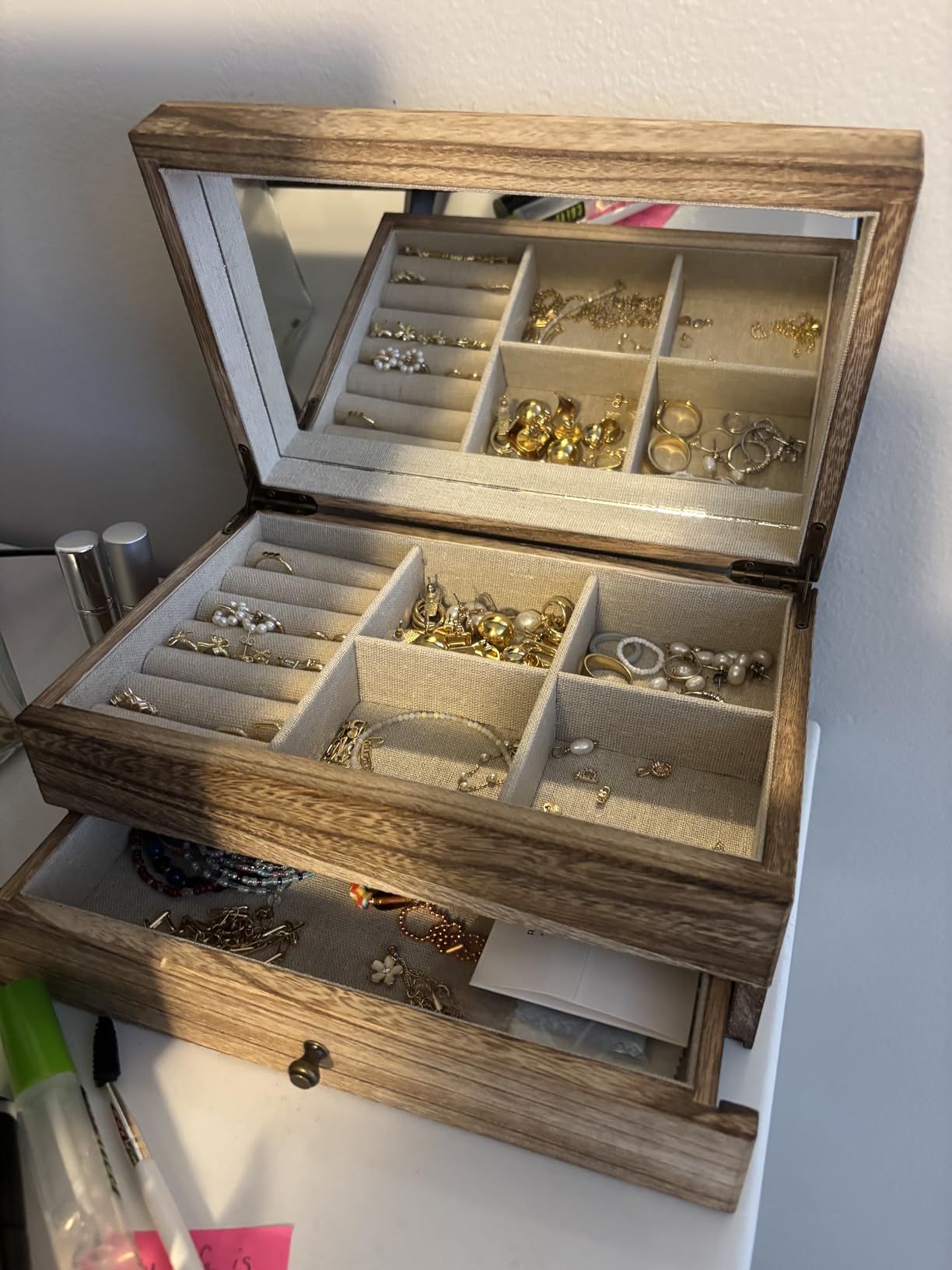 Meangood Jewelry Box Organizer for Women, 2 Layer Large Jewelry Storage Case, Rustic Wooden Jewelry Box with Mirror & Ring Tray for Necklace Earring Bracelets Rings, Vintage Style (Torched Wood) customer photo 1
