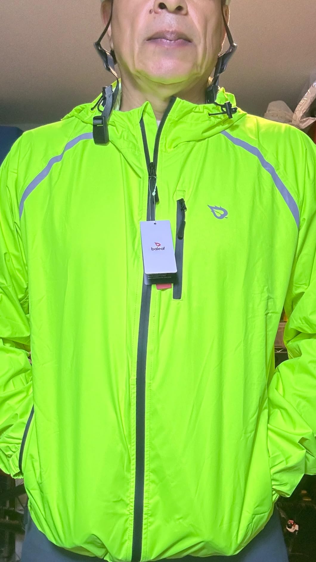 Baleaf Men's Rain Jacket Waterproof Hood Lightweight Reflective Packable | 5000Mm Waterproof & Windbreaker; Packable with 6 Pockets; Reflective Stripes for Safety; Perfect for Cycling, Running, Hiking customer photo 1