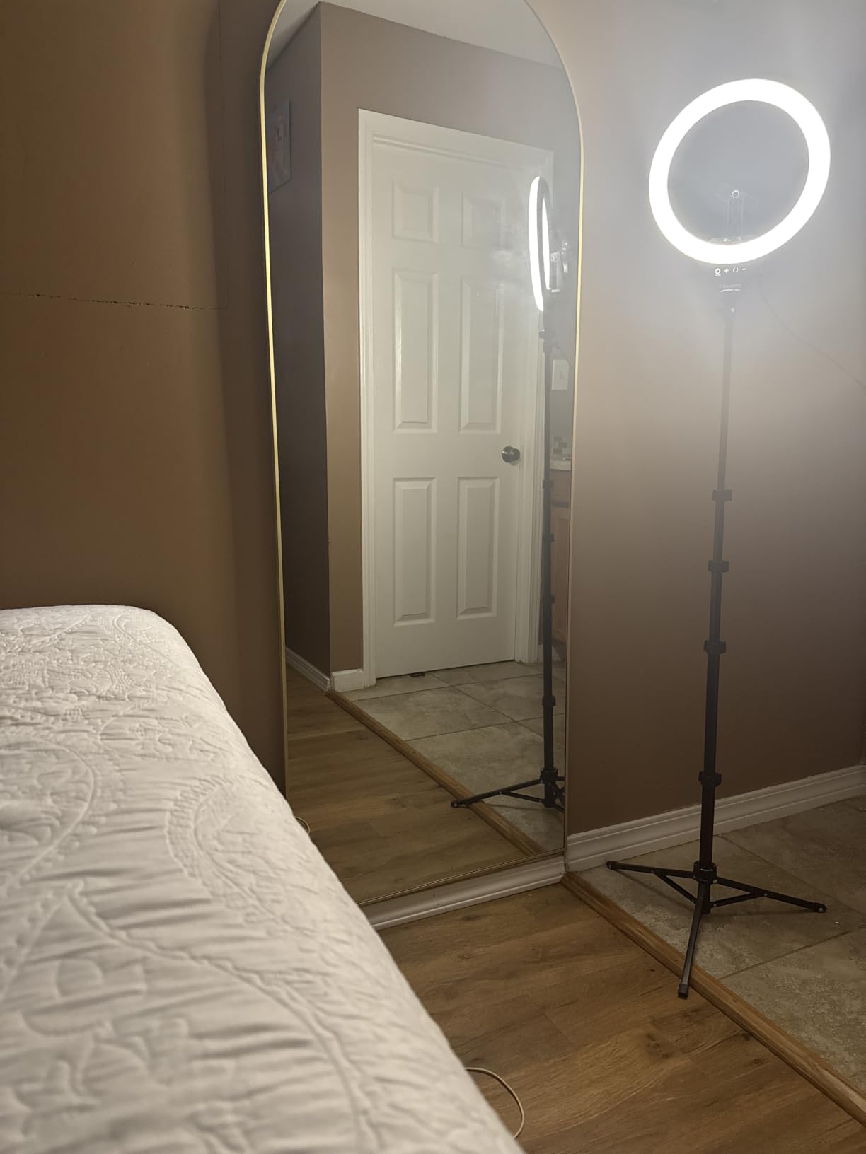 UBeesize 12'' LED Ring Light with 62'' Tripod Stand, Selfie Ring Light for Video Recording, Live Streaming, TikTok & YouTube, Compatible with iPhone & Android (Black) customer photo 1