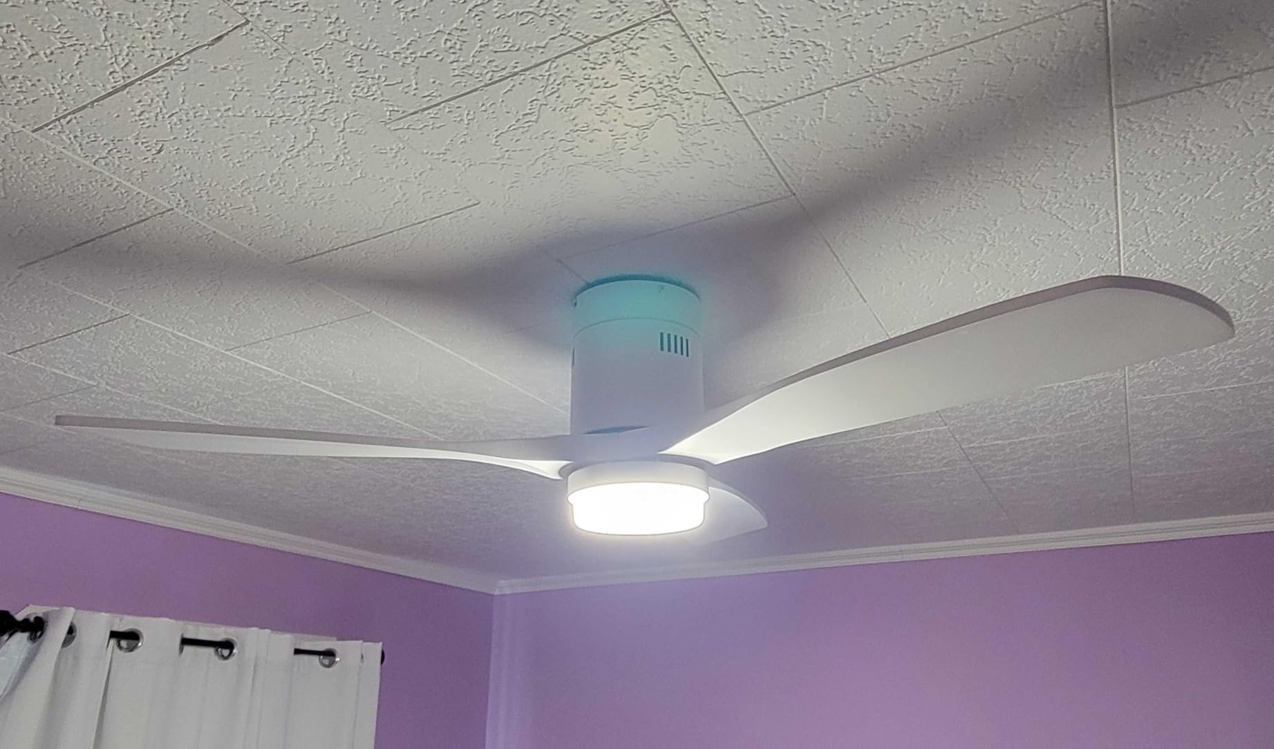 Sofucor 52 Inch Wood Ceiling Fans with Lights and Remote, Low Profile | Flush Mount, Quiet Reversible DC Motor, 3CCT Dimmable, 6 Speeds, Indoor/Outdoor/Bedroom/Living Room/Farmhouse/Patio, Brown customer photo 1