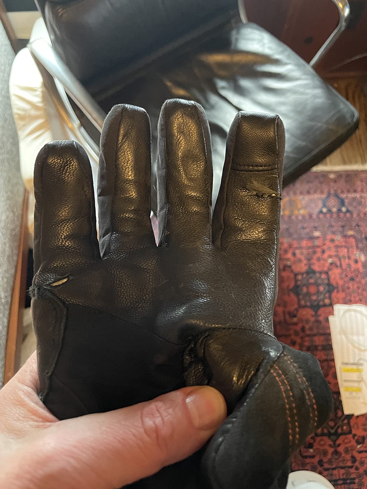 ORORO Premium Heated Gloves for Men Women, Insulated Winter Gloves | 150g 3M Thinsulate insulation, leather palm, touchscreen fingers, water- and wind-resistant, rechargeable batteries customer photo 2
