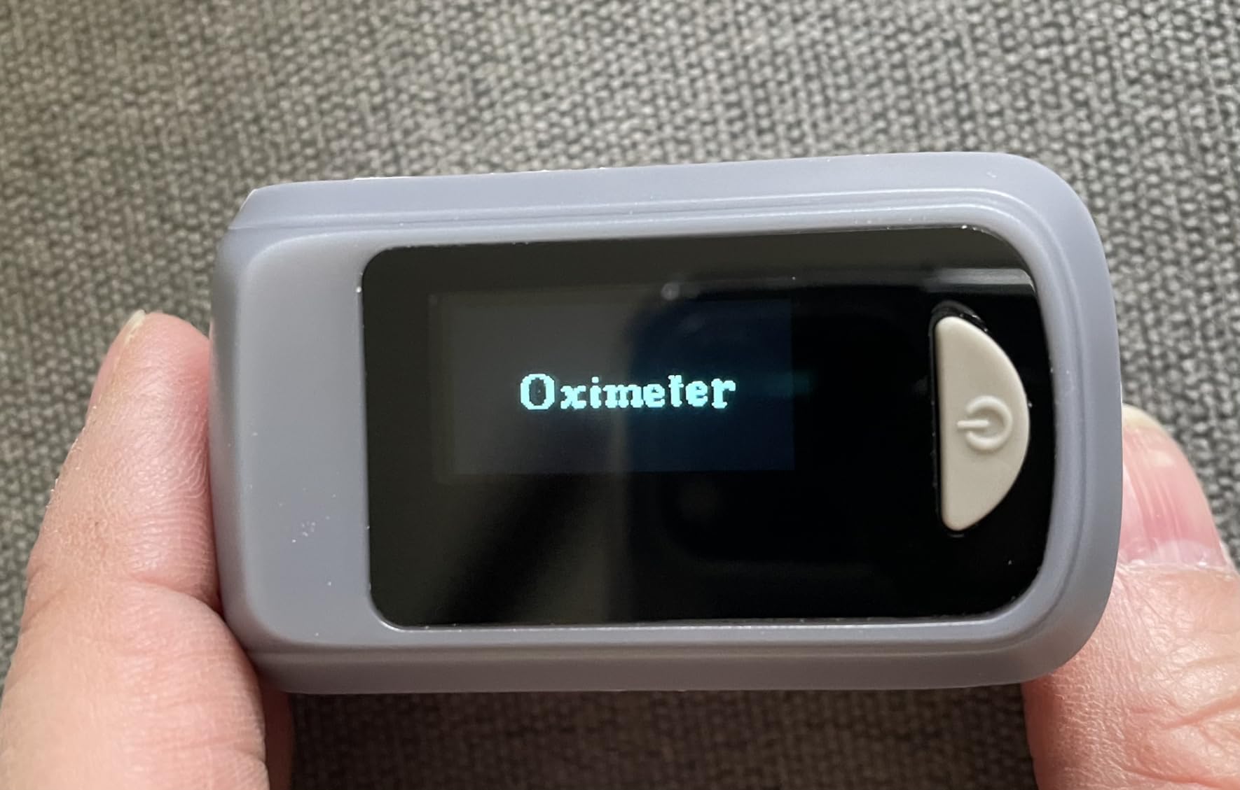 Fingertip Pulse Oximeter Blood Oxygen Saturation Monitor Pulse Ox, Heart Rate and Fast Spo2 Reading Oxygen Meter with OLED Screen Included Lanyard and 2 X AAA Batteries customer photo 2