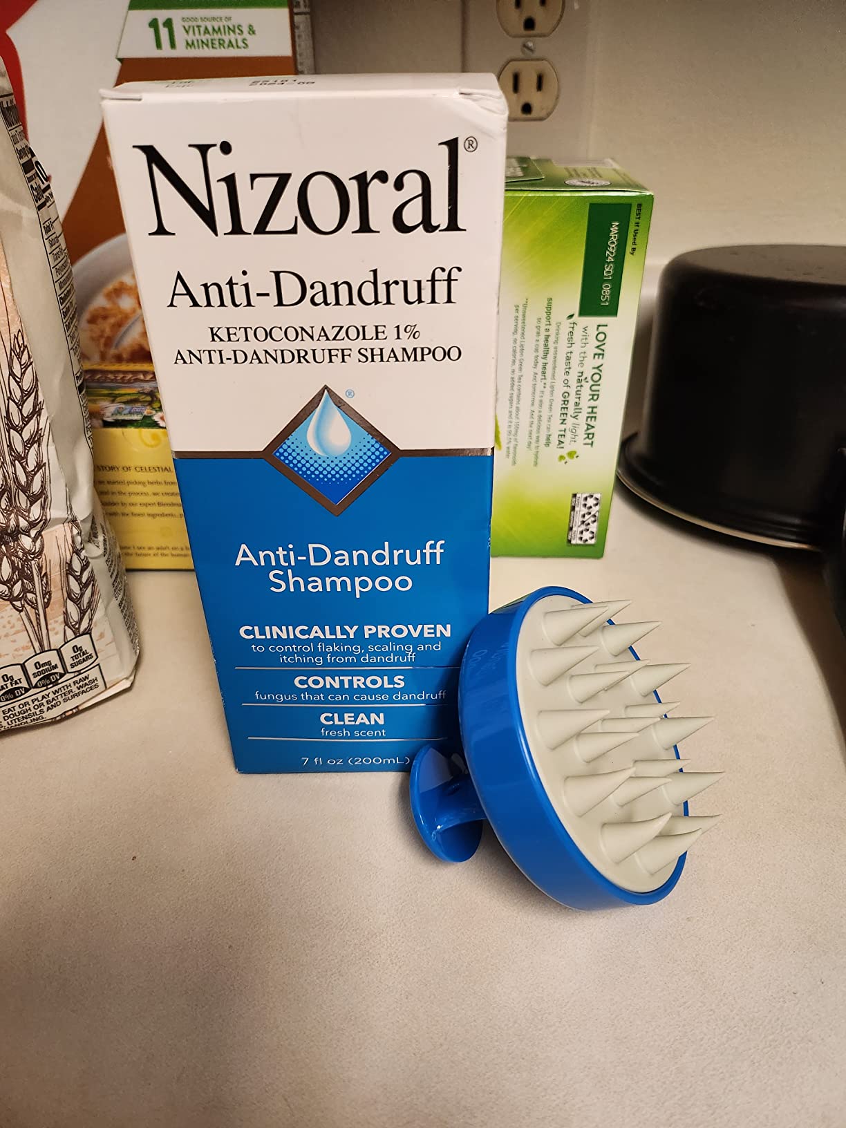 Nizoral Hair Shampoo Brush, Scalp Massager for All Hair Types customer photo 2