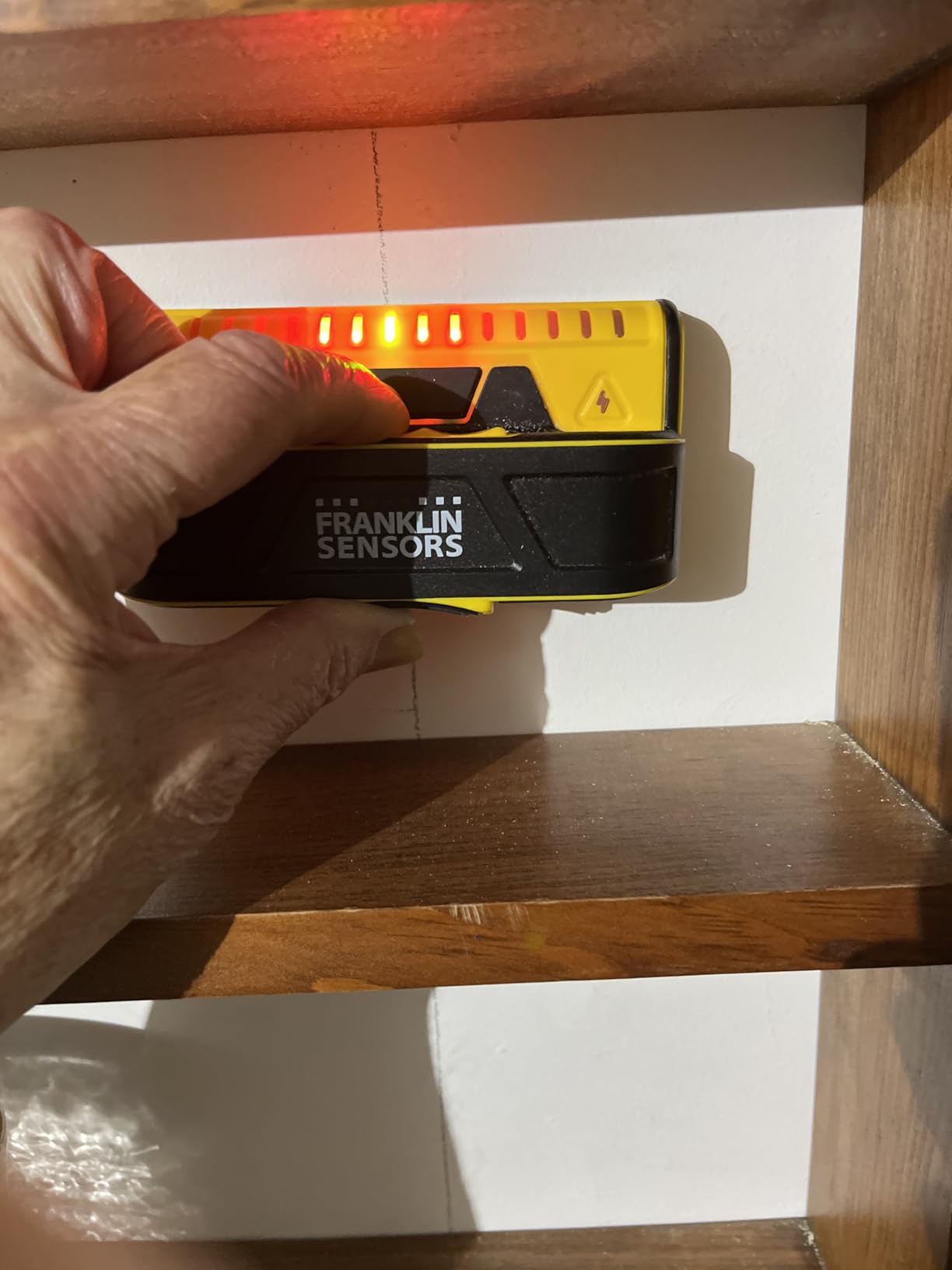 Franklin Sensors ProSensor M150/X990 Stud Finder with Live Wire Detection | 9-Sensor Wall Scanner, Wood and Metal Stud Detector, Made in the USA customer photo 1