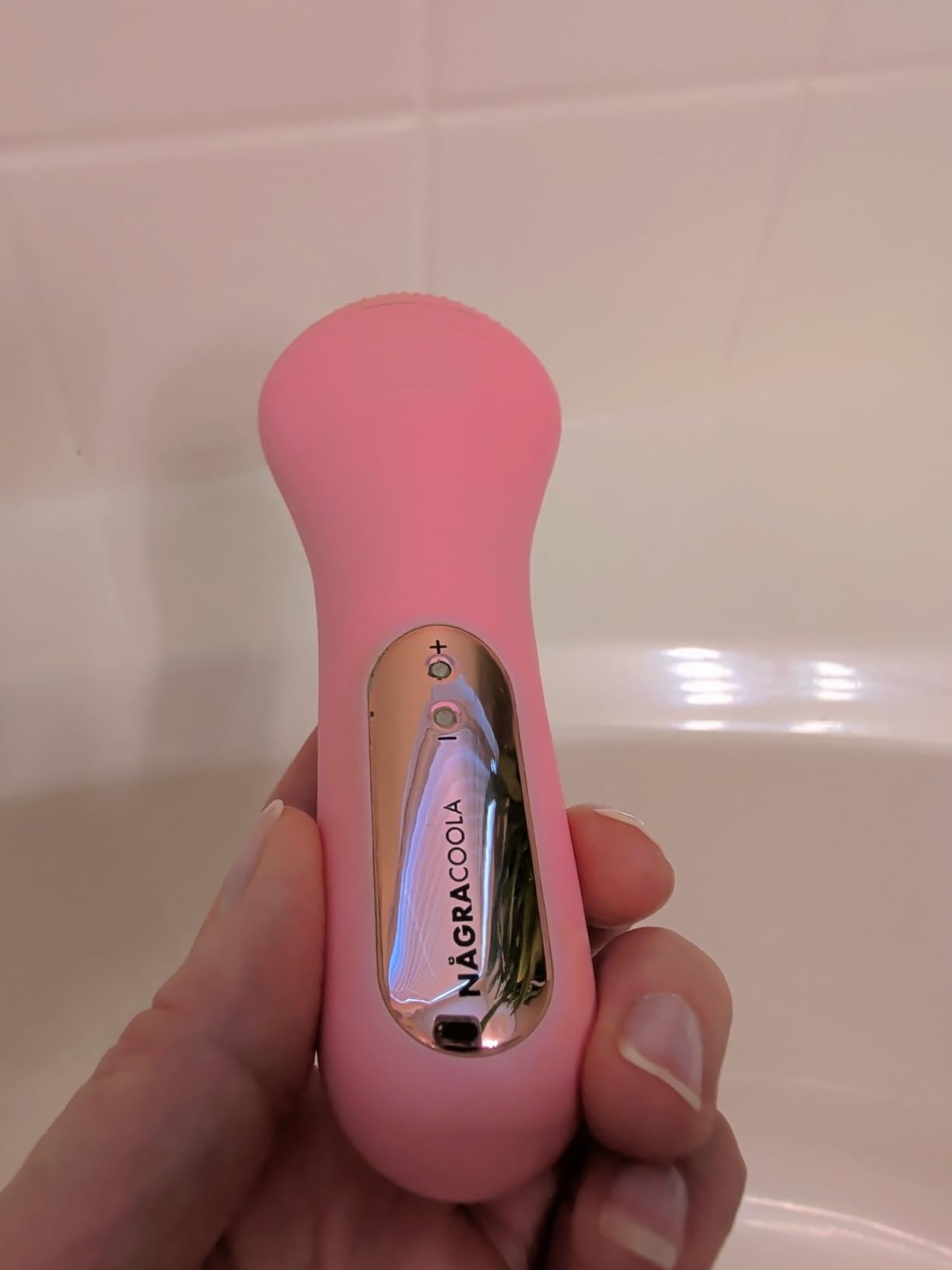 NågraCoola CLIE Facial Cleansing Brush, Waterproof and Rechargeable Face Scrub Brush for Men & Women, Cleansing, Exfoliating and Massaging, Electric Face Scrubber - Blue customer photo 1