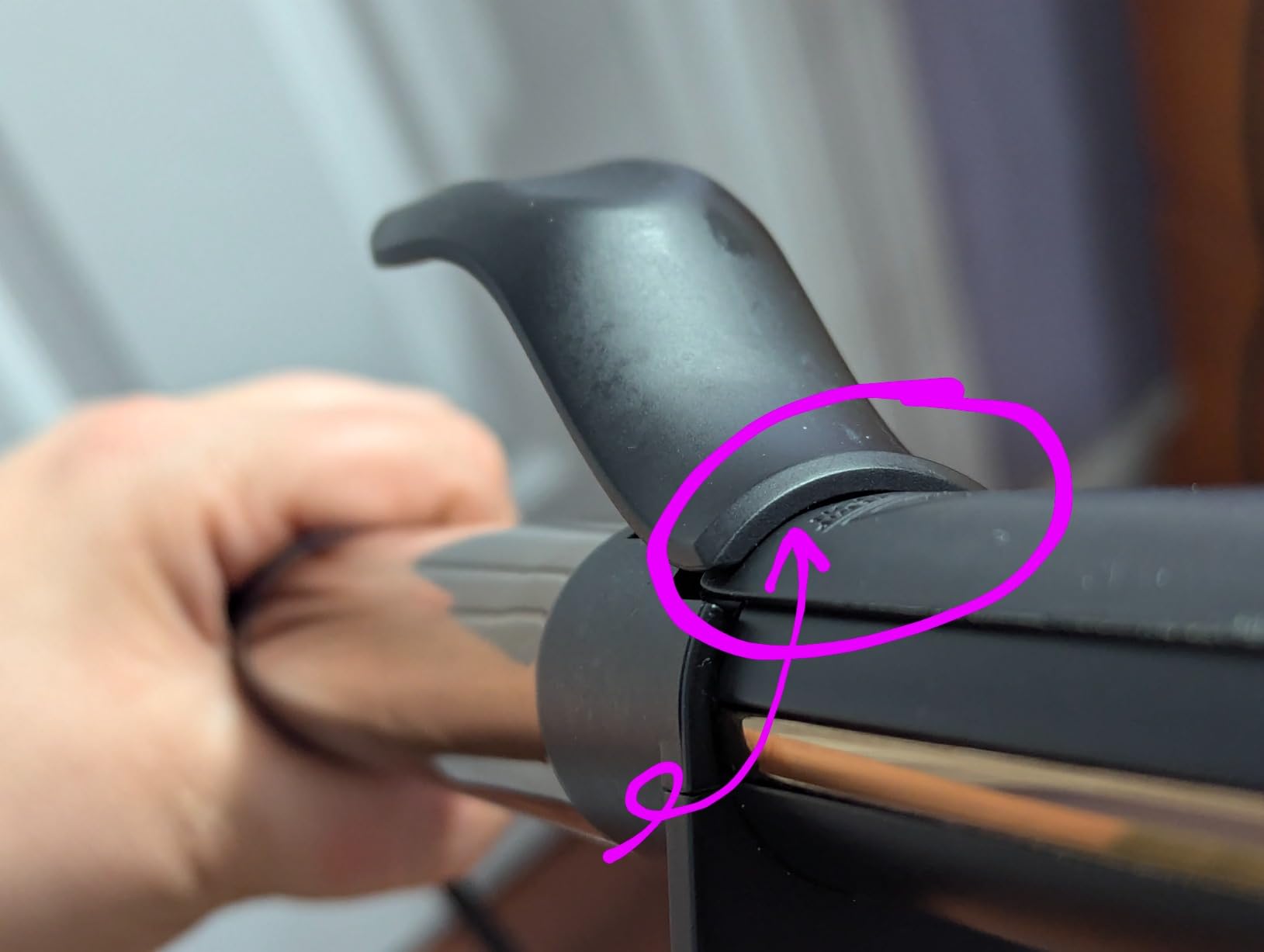 ELLA BELLA Curling Iron 1 Inch, Professional Ceramic Wand, All Hair Types | Professional Hair Curler - Transform Your Look in Seconds. Say Goodbye to Heat Damage with Ceramic Technology customer photo 1