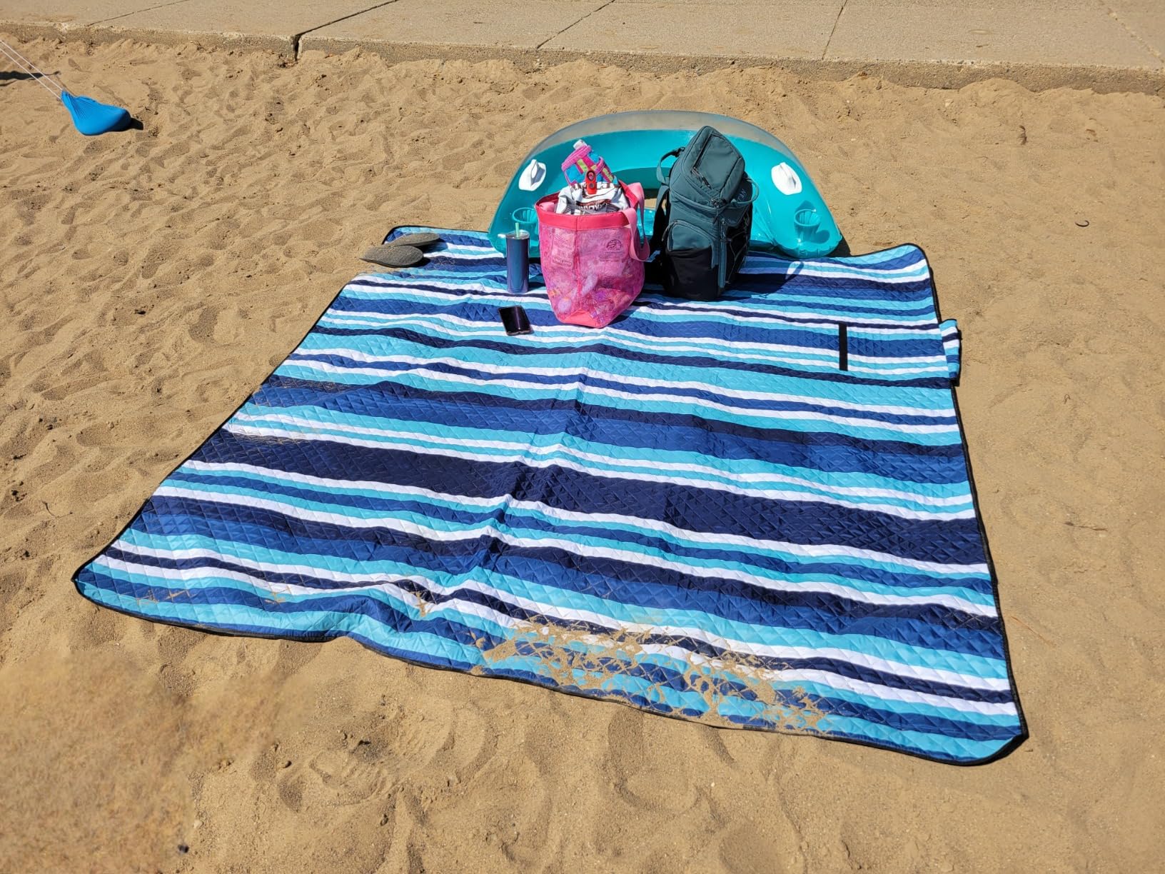 ZAZE Picnic Blankets Beach Blanket, 80''x80'' Extra Large Thick 3-Layers, Sandproof Machine Washable Waterproof Foldable Oversized XL Outdoor Mat, for Camping, Park, Travel, Grass customer photo 2