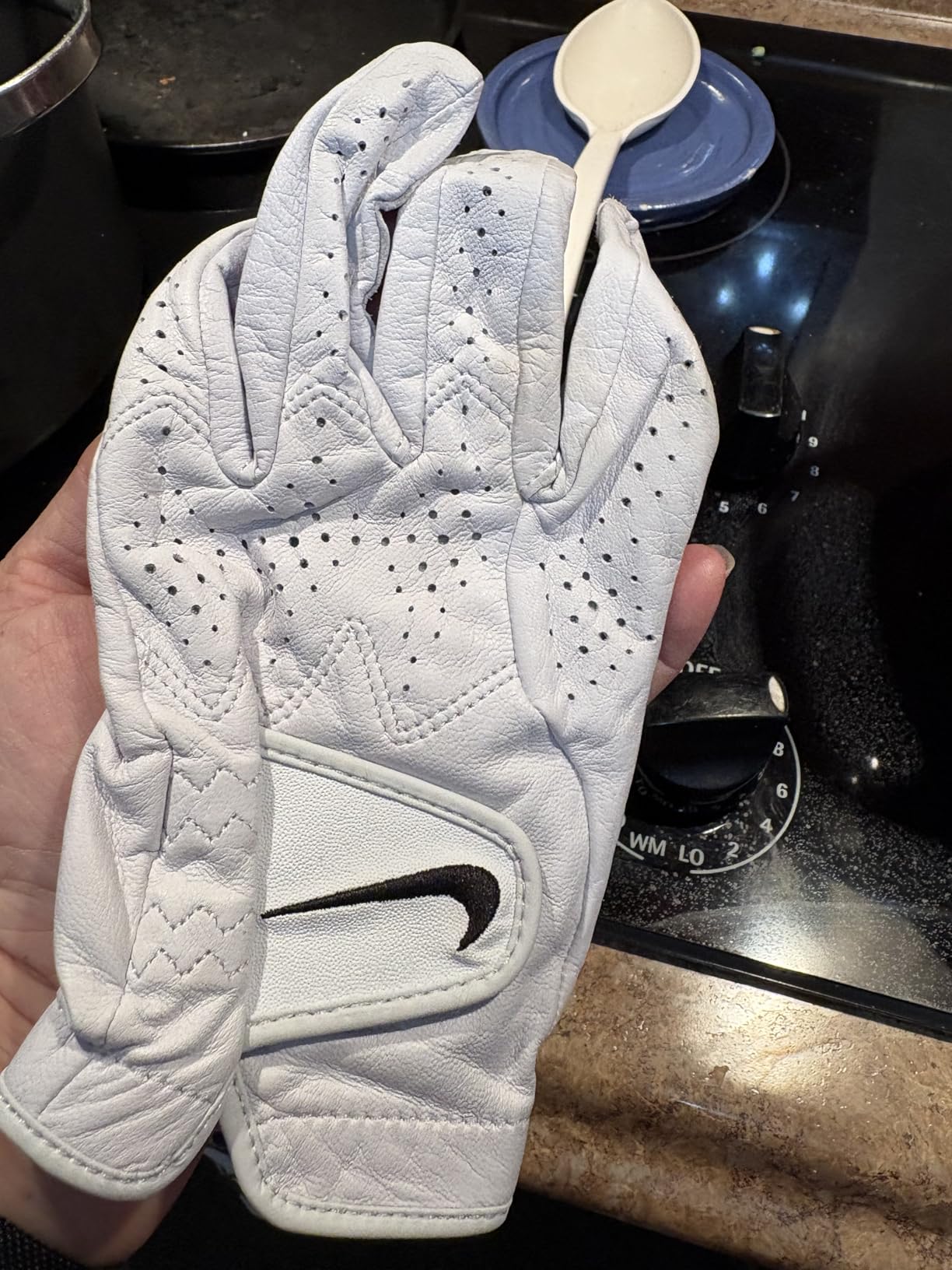 Nike Mens Tour Classic IV Left Hand White Golf Glove customer photo 2