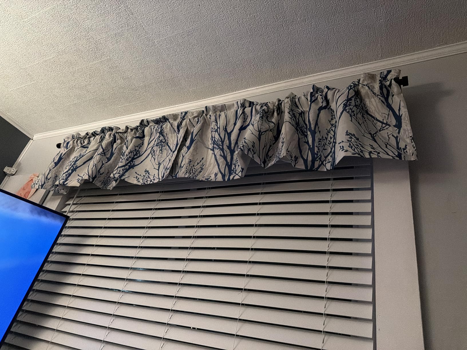 DriftAway Tree Branch Linen Lined Valance Double Layer Thermal Insulated Room Darkening Blackout Valances 3 Inch Rod Pocket Short Window Valance for Living Room Bathroom 52 Inch by 14 Inch Blue customer photo 1