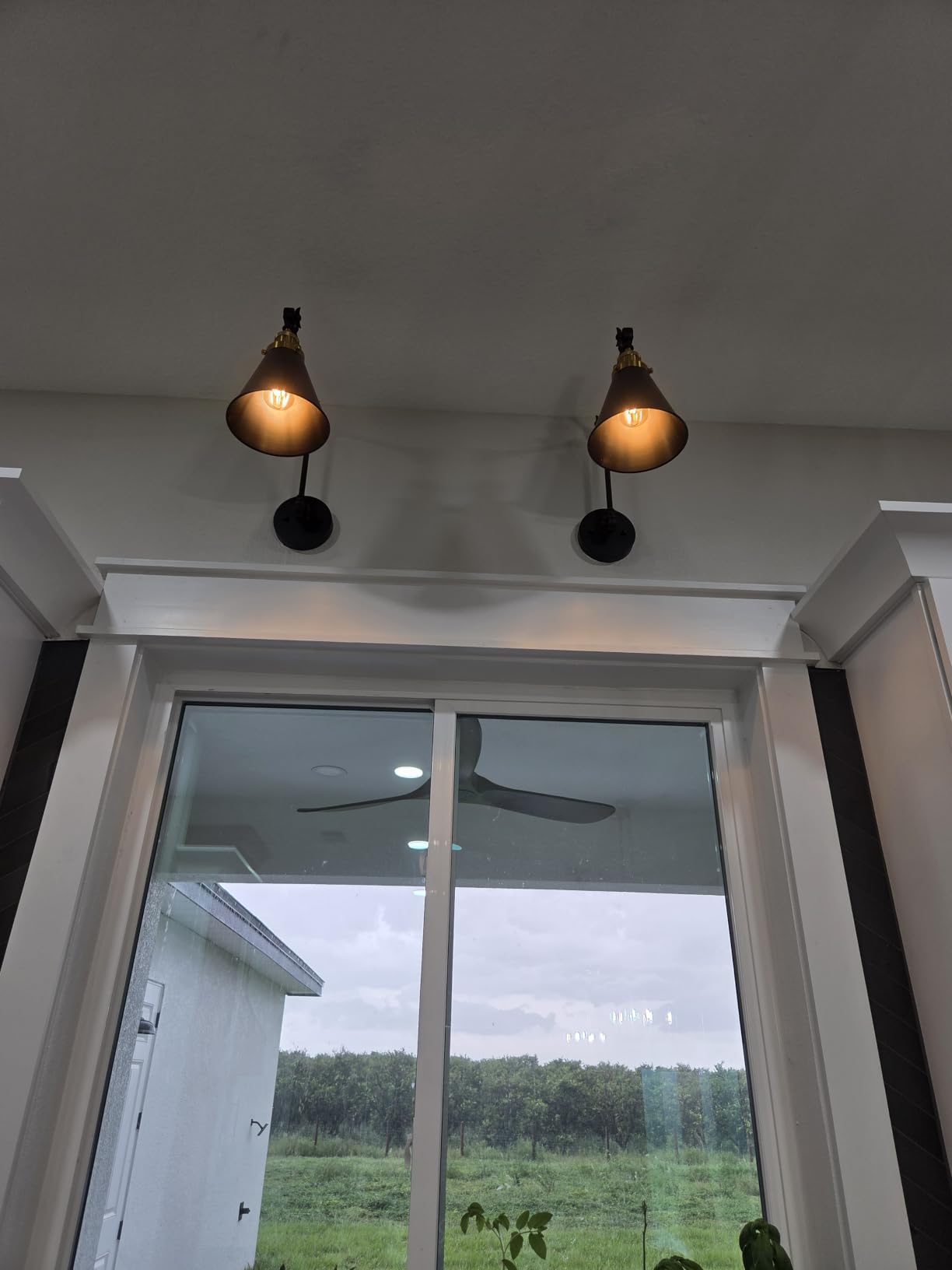 JONATHAN Y Rover 1-Light Wall Sconce 7