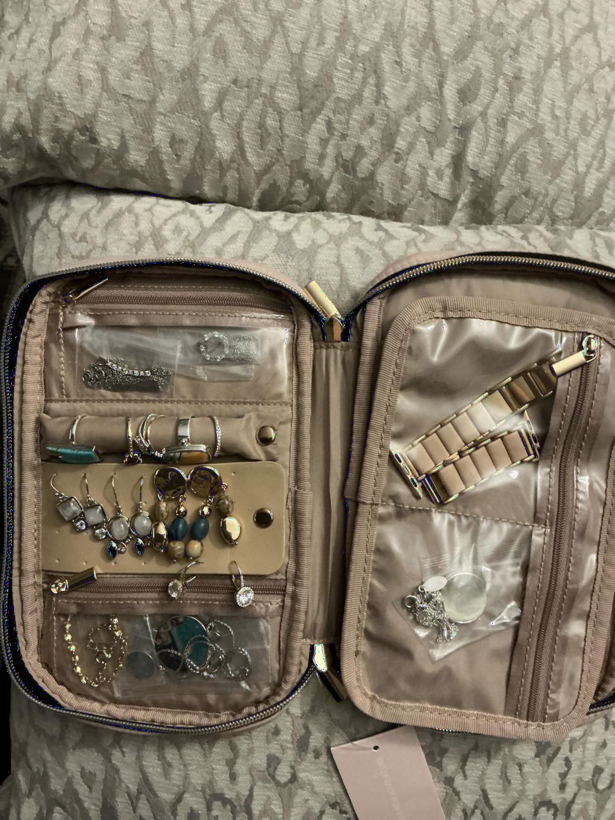 NISHEL Travel Jewelry Case Organizer, Compact Jewelry Storage Bag for Necklaces, Earrings, Rings, Bracelets and Watch, Portable Jewelry Holder for Trip, Vacation, Daily Use, Pink customer photo 1