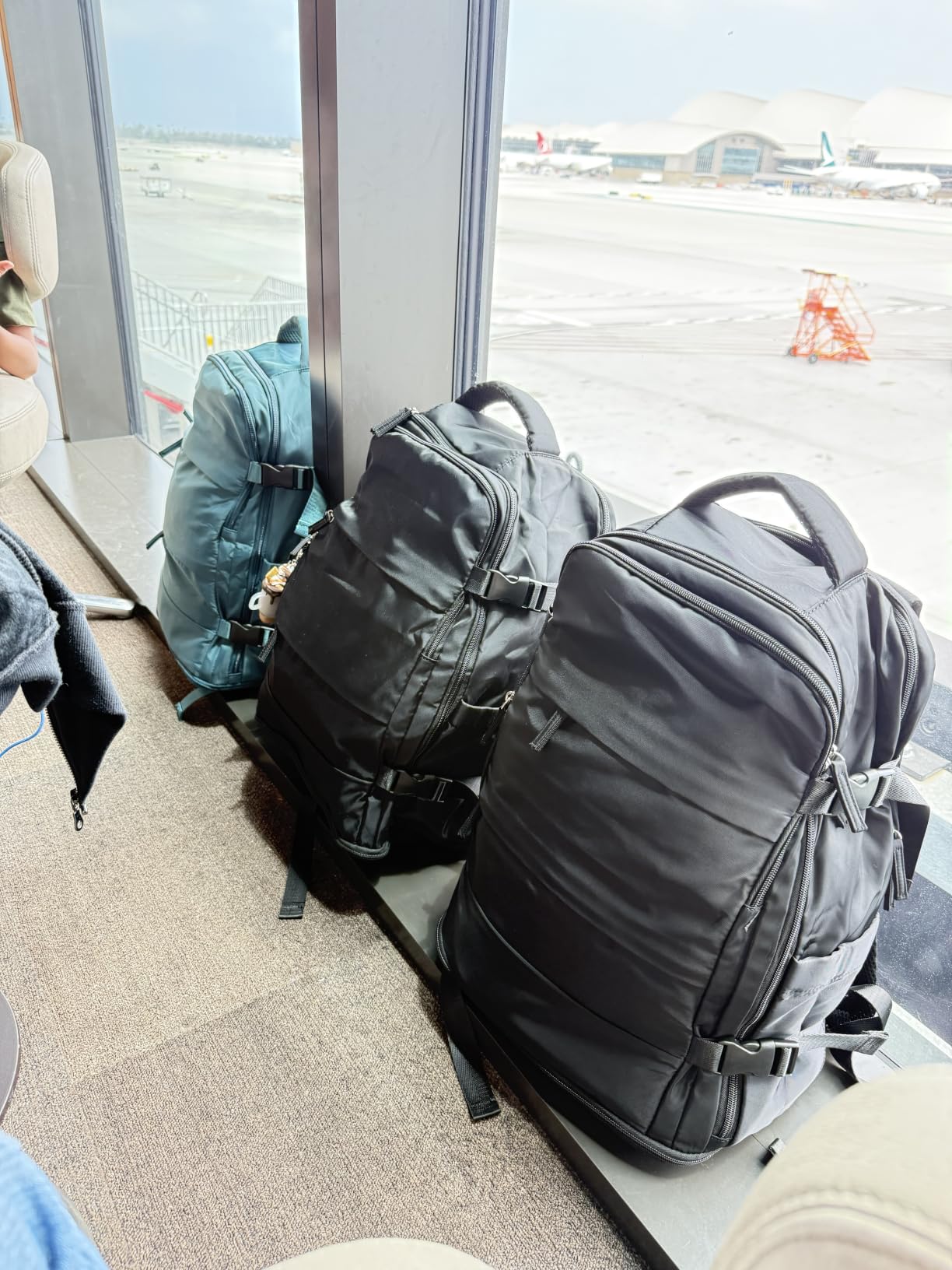 coofay Travel Backpack Airline Approved Waterproof customer photo 2
