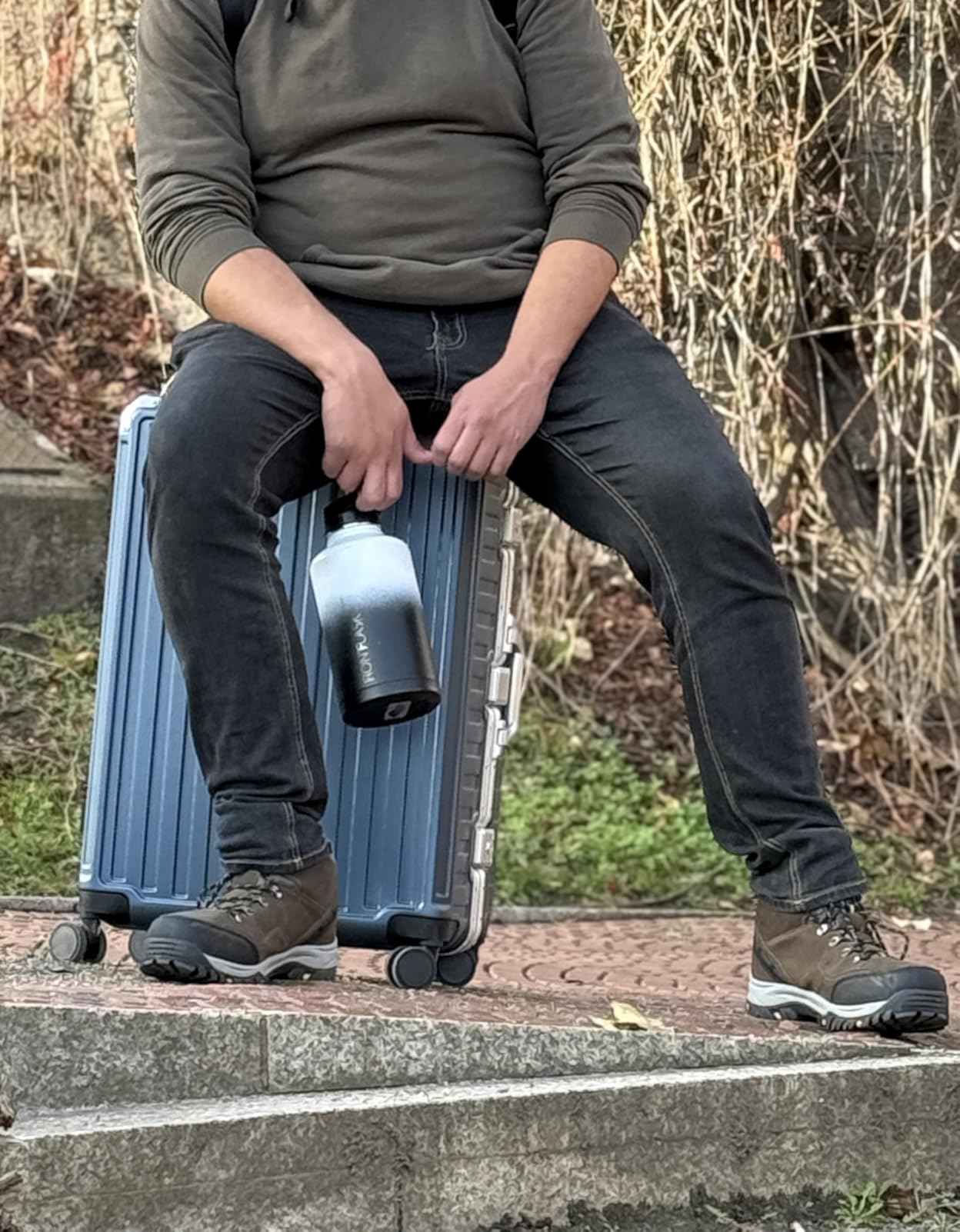 Carry On Luggage with Spinner Wheels, 8010S Aluminum Frame Zipperless Polycarbonate Hard Shell Suitcase (ZX-Core, Charcoal Metallic, 20 Inch) customer photo 1