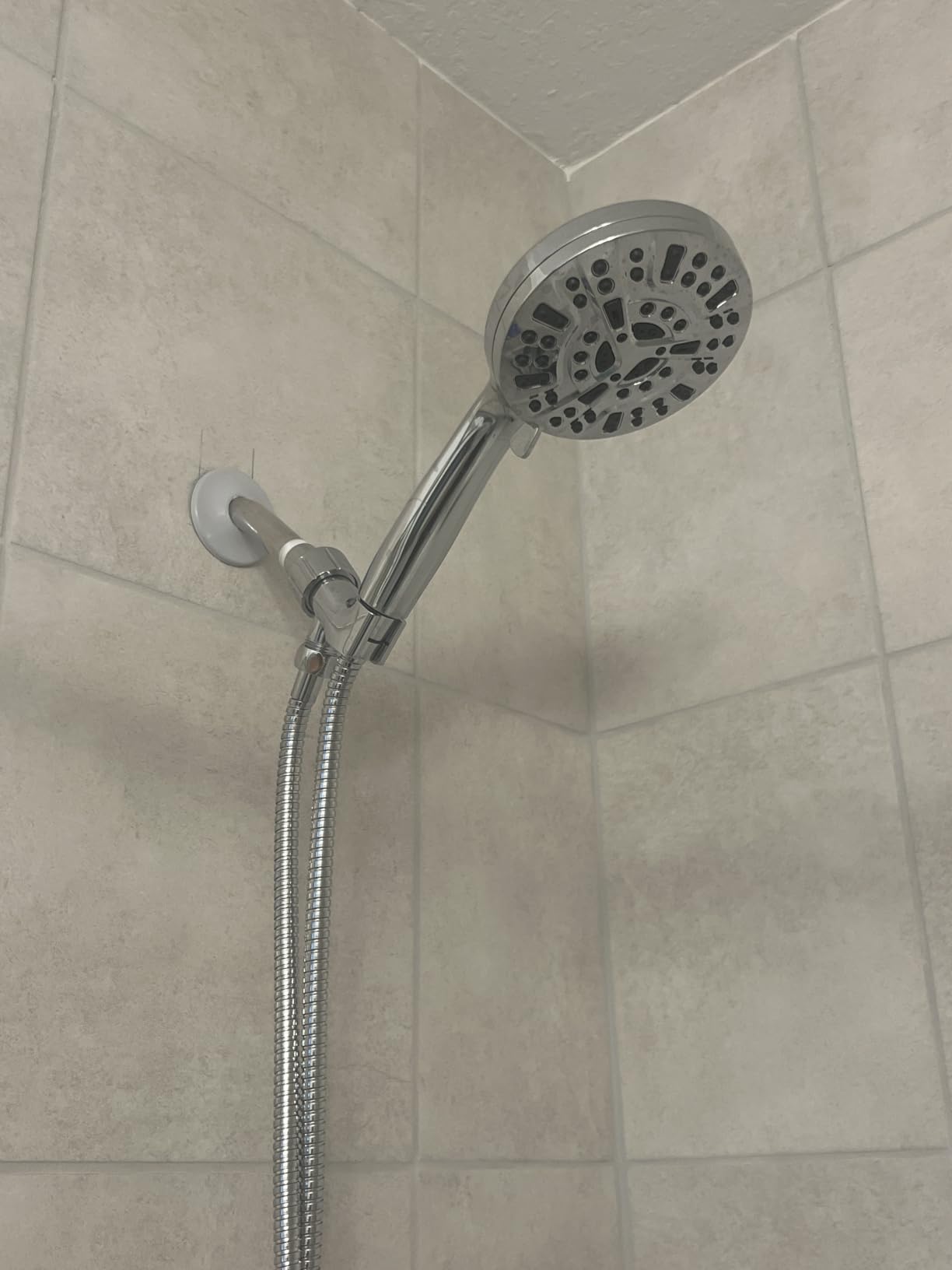 BESAQUO 9 Functions High Pressure Shower Head with Handheld,Built-in Pause Mode&Power Wash,Non-Clogging Nozzles,6ft Hose&Bracket customer photo 2