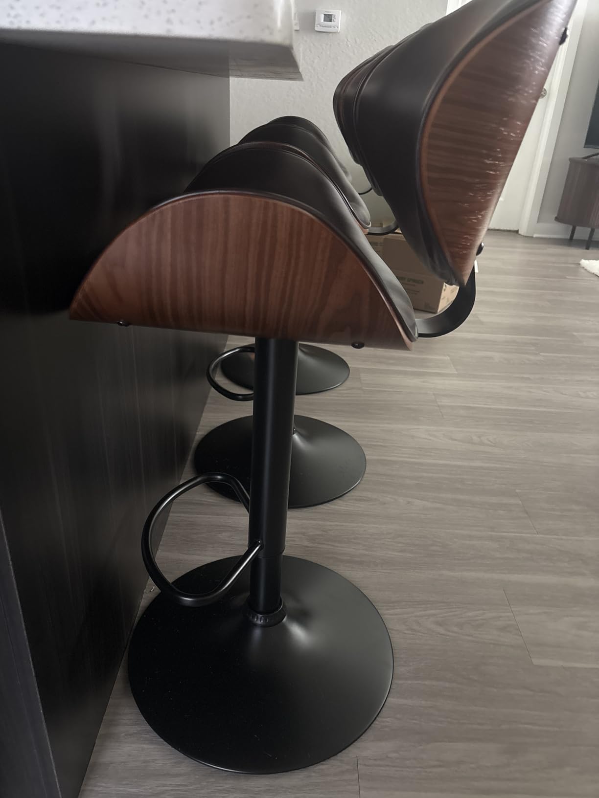 YaFiti Swivel Bar Stools Set of 2, Bar Stools for Kitchen Counter, Black, Modern PU Leather Upholstered Bar Chair with Back and Footrest, for Bar, Kitchen, Dining Room customer photo 1