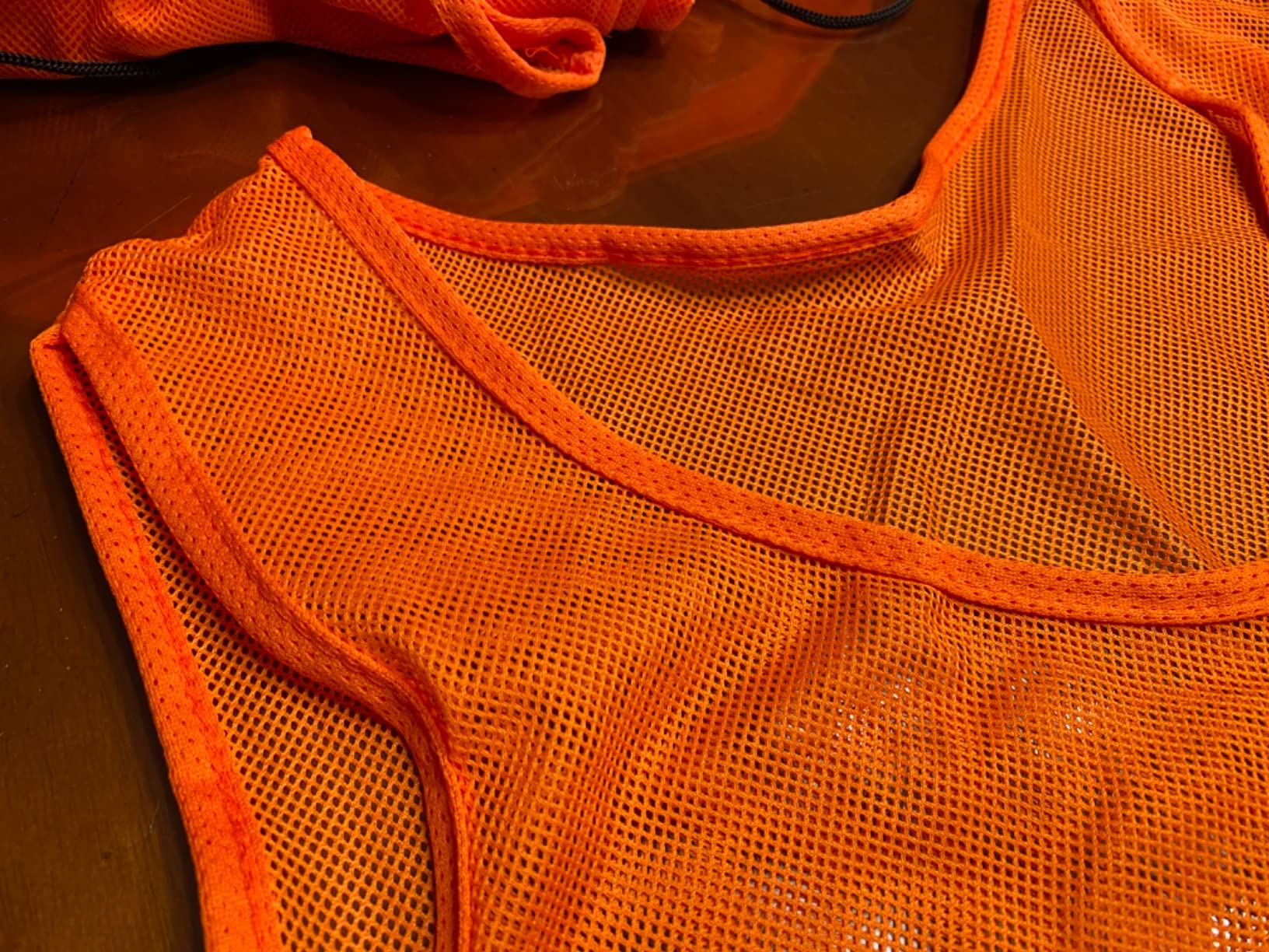 12 Pack Scrimmage Vest/Team Training Jerseys/Sports Pinnies/Practice Jerseys/Soccer Bibs with Carry Bag customer photo 1