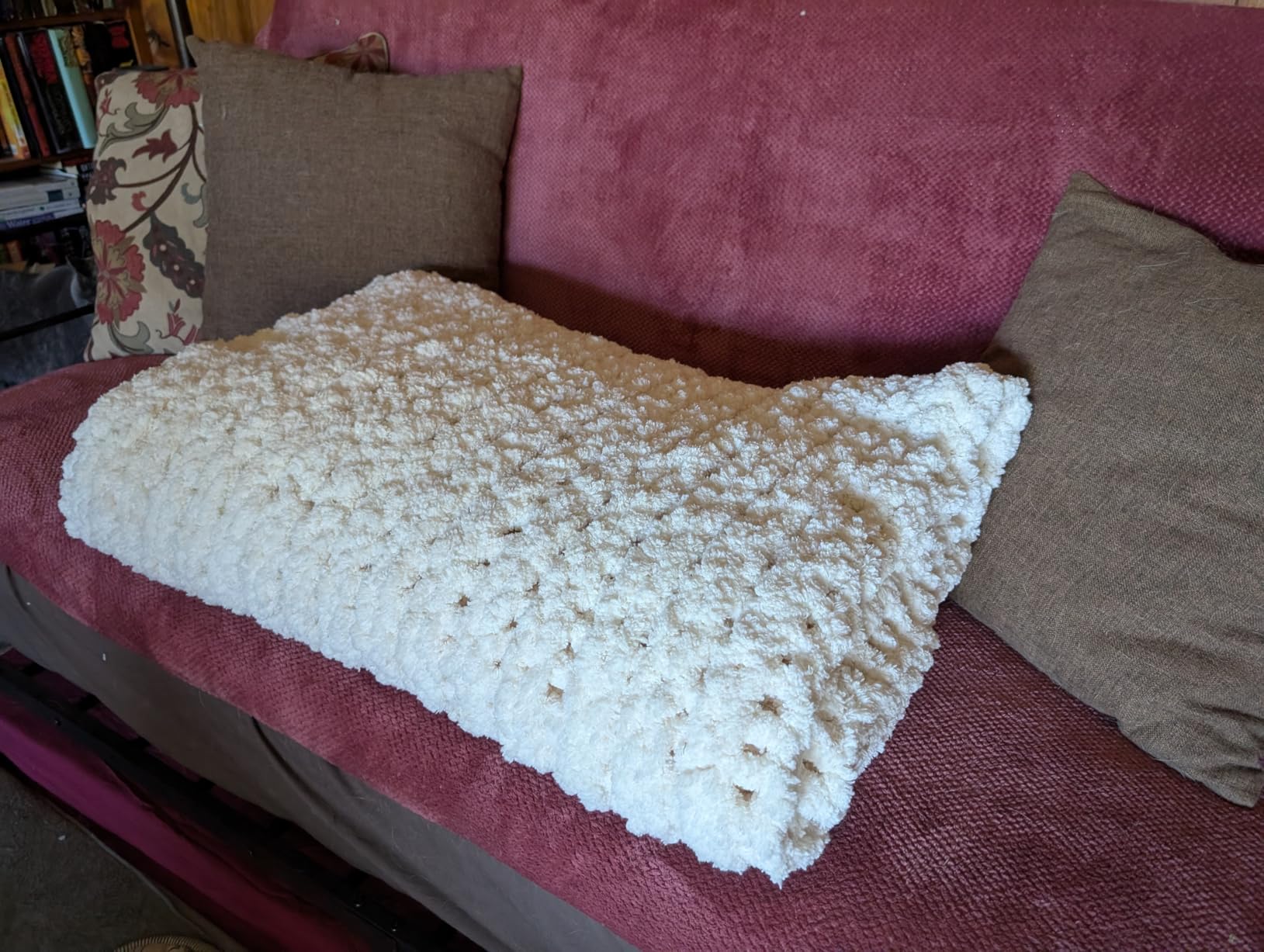 L'AGRATY Chunky Knit Blanket Throw, Soft Chenille Yarn Throw Blanket 50x60, Handmade Cable Knit Crochet Blanket, Large Knit Blankets Chunky Yarn, Rope Knot Throw Blanket for Couch Sofa Bed Home Decor customer photo 1