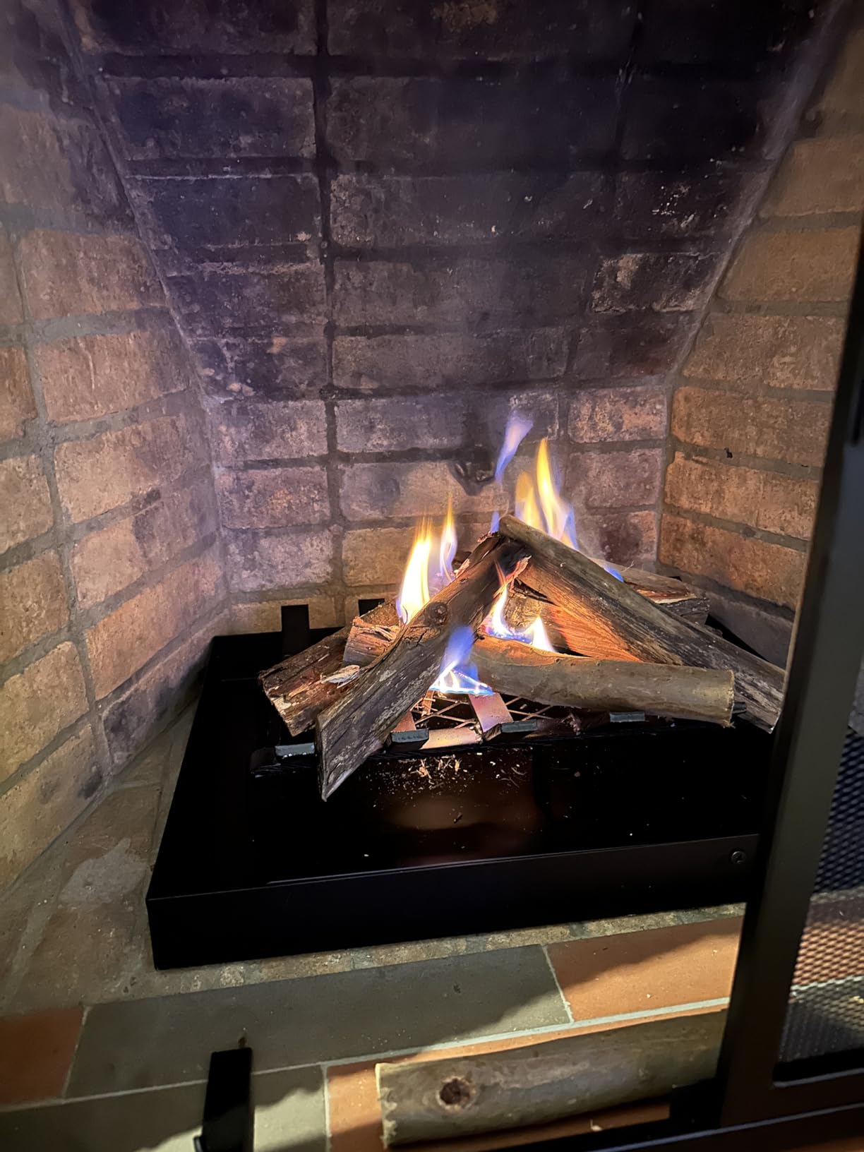 WILLOW WEAVE Fireplace Grate 17 inch with Ember Retainer, Wood Stove Grate | Solid Steel Fireplace Log Holder, Heavy Duty Fireplace Wood Grate, Fire Grate for Indoor Hearth Outdoor Firepit - Matt Black customer photo 1