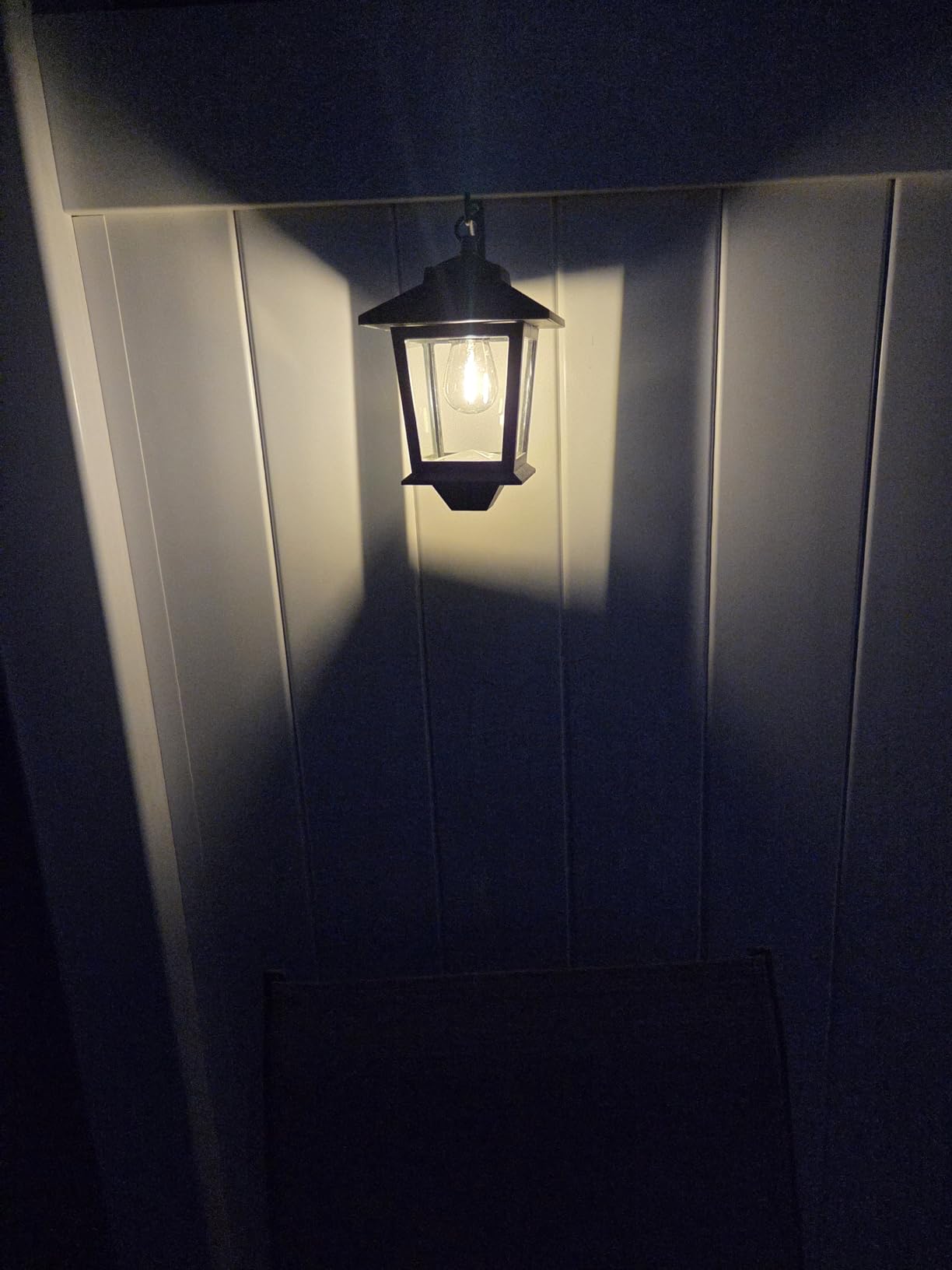 PASAMIC 2 Pack Solar Wall Lanterns, Outdoor Hanging Lights with 4 Solar Panels, Dusk to Dawn LED Outdoor Wall Sconce, Anti-Rust Waterproof Lanterns with Hooks, 3000K Warm White customer photo 2
