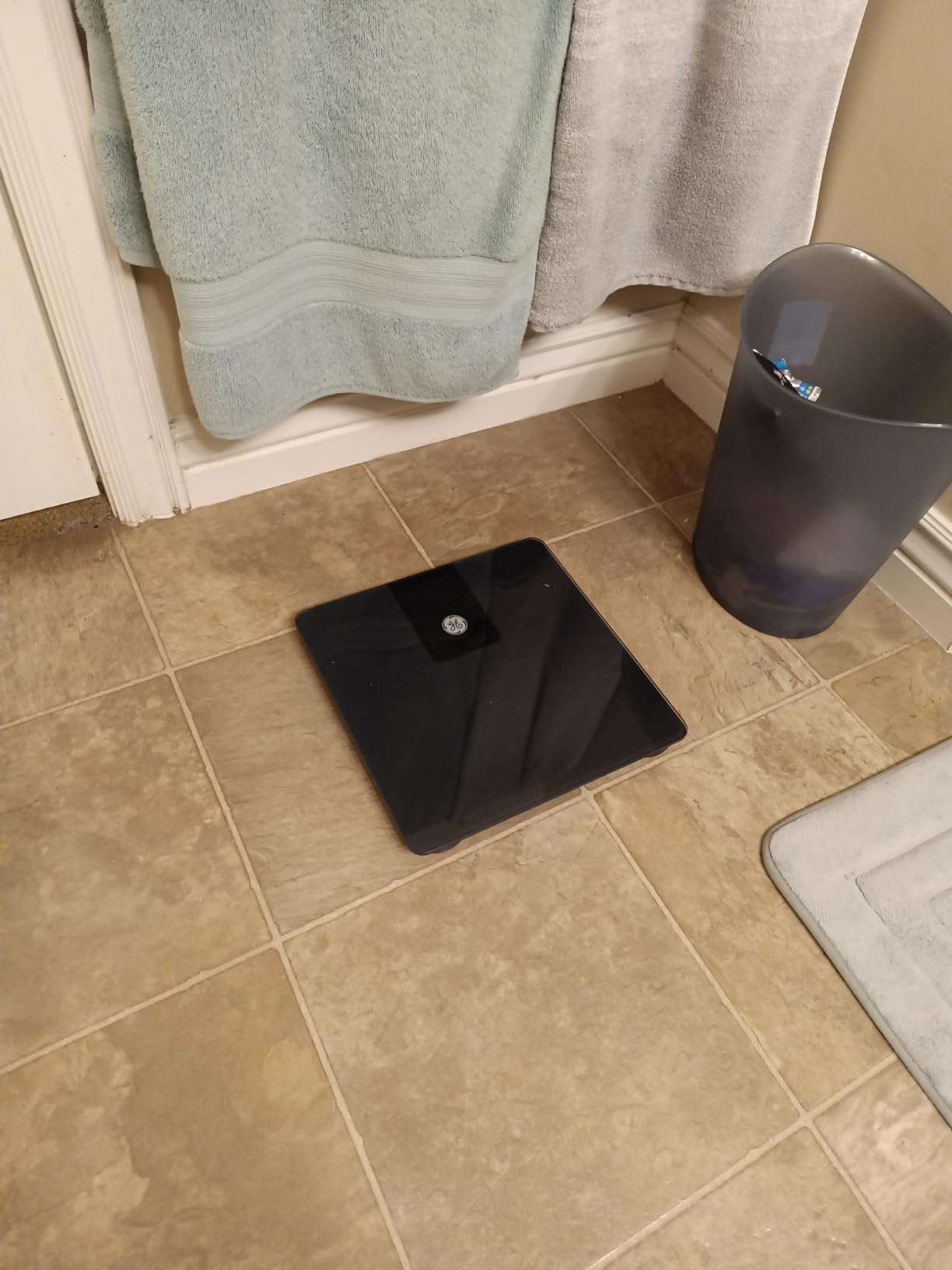 GE Bathroom Scale for Body Weight 500lbs, Digital Weight Scales Heavy Duty | High Capacity Body Measuring Device, Accurate Weighing, Black, BMI customer photo 2