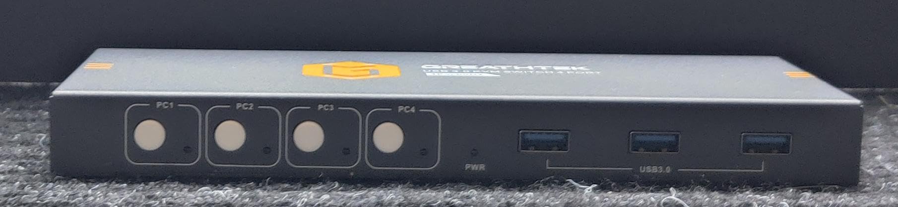 USB3.0 KVM Switch HDMI 4K@60Hz for 4 Computers Share 1 Monitor, KVM Switch 4 Port with 3 USB 3.0 Ports Share Keyboard Mouse, Support Button Switch, Plug and Play customer photo 2