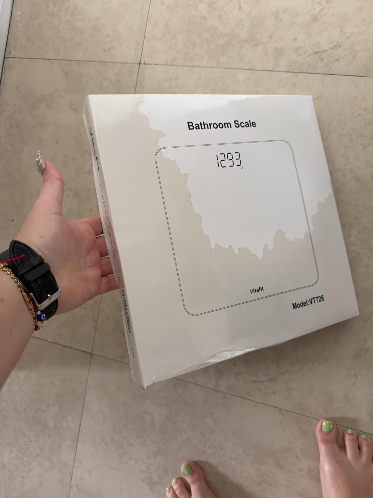 Vitafit Bathroom Scale for Body Weight Accuracy 0.1lb, Weight Scale 400lb | Professional Factory Since 2001 Digital Weighing Scales for Weight, Step On and 3xAAA Included, LED, Spray Silver Black customer photo 2