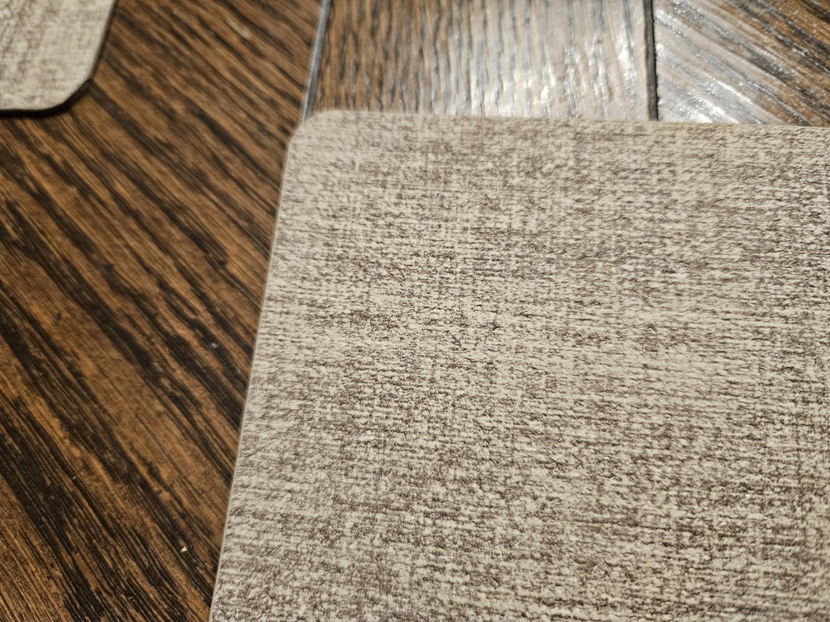 Romanstile Vinyl Placemats Set of 4-12 X 17 Inch - Faux Leather 100% Waterproof Wipeable Anti Slip Place Mats, Heat Resistant Reversible PU Table Mats for Kitchen Dining Party Outdoor, Light Grey customer photo 2