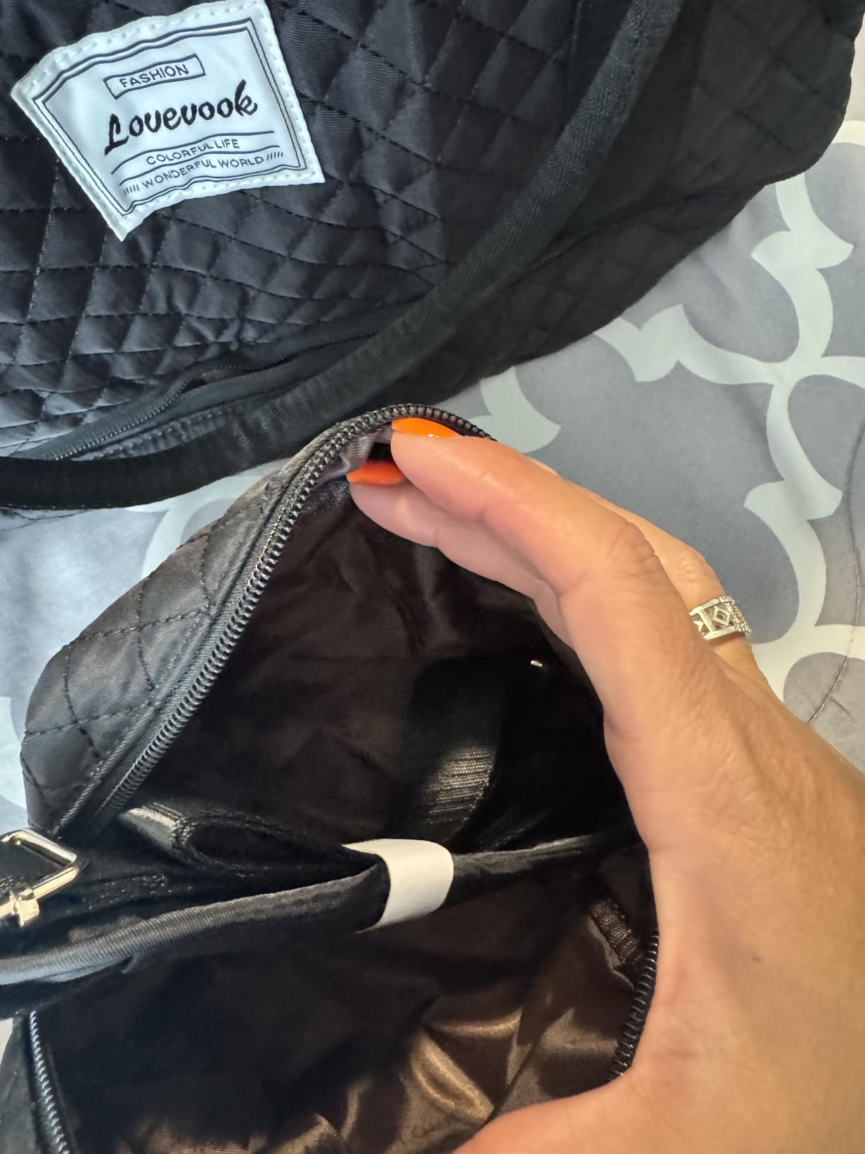 LOVEVOOK Travel Duffle Bag,Weekender Bags for Women with Shoe Compartment,Carry on Overnight Bag with Toiletry Bag,Gym Duffel Bag with Wet Pocket, Hospital Bags for Labor and Delivery customer photo 2