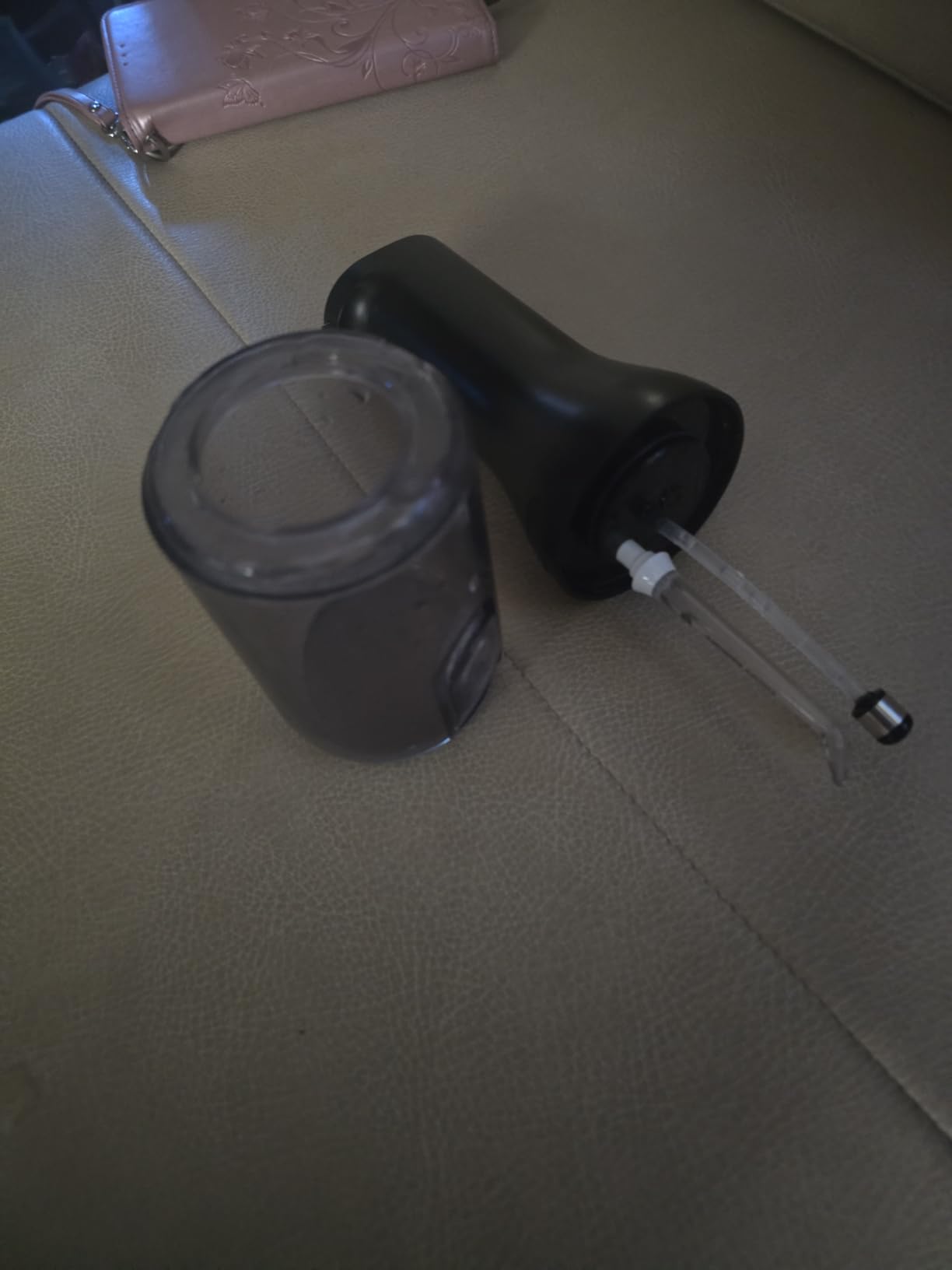 Philips Sonicare Cordless Power Flosser 3000 - Water Flosser with Innovative Quad Stream Technology, Oral Irrigator with 2 Flossing Modes and 3 Pressure Levels, IPX7 Waterproof, Black, HX3826/23 customer photo 2