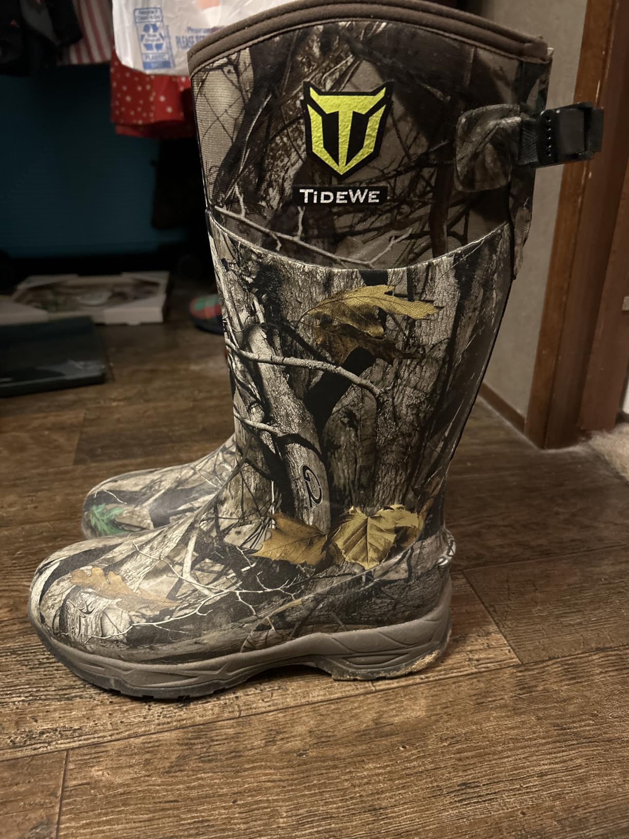 TIDEWE Rubber Hunting Boots, Waterproof Insulated Sturdy Outdoor | 7mm Neoprene Warm Boots with Non-Slip Outsole for Men customer photo 1
