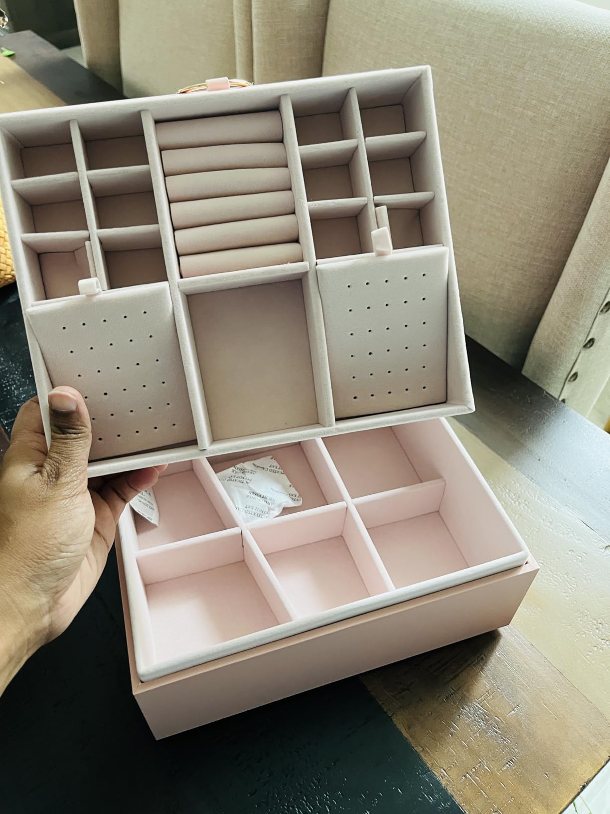 SONGMICS 2-Layer Jewelry Box, Jewelry Organizer with Handle, Removable Jewelry Tray, Jewelry Storage, Floating Effect, 8.1 x 9.4 x 4.3 Inches, Gift Idea, Sage Green UJBC165C02 customer photo 1