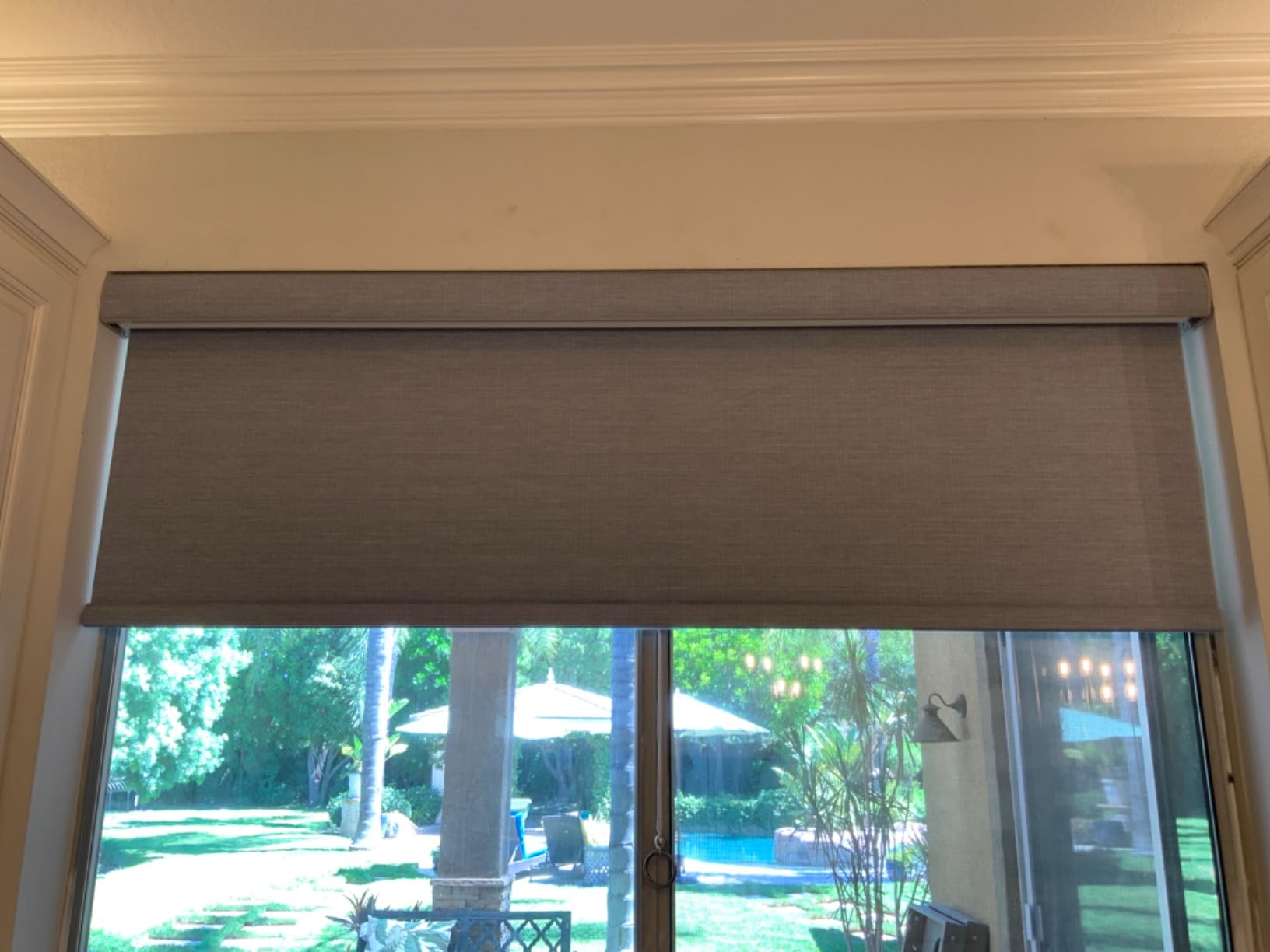 Persilux Free-Stop Window Blinds Cordless 100% Blackout Roller Shades for Window Shades for Home (Beige, 34