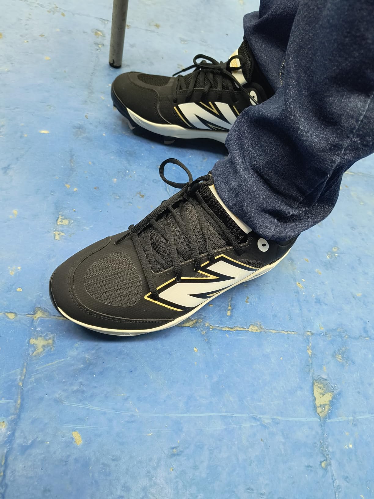 New Balance Men's Fresh Foam 3000 V7 Molded Baseball Shoe customer photo 1