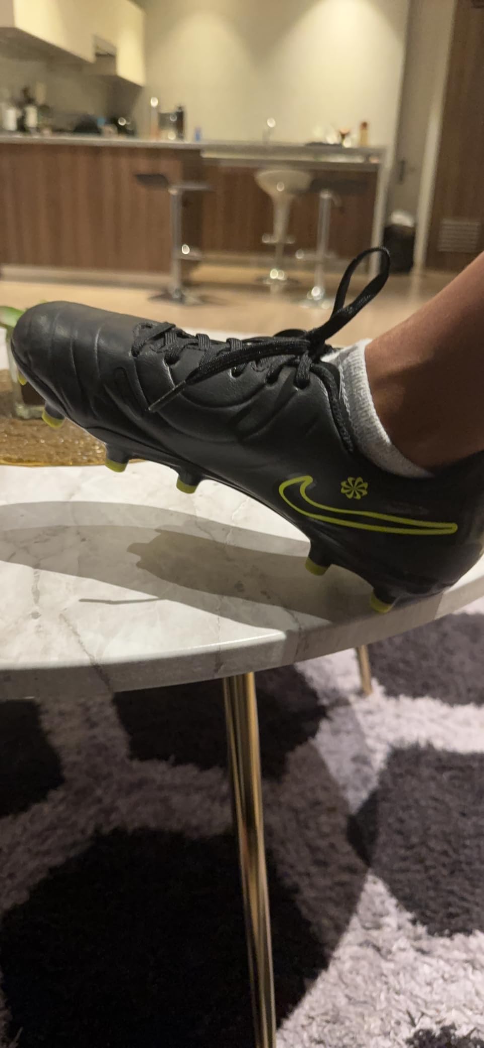 Nike Unisex-Child Jr Legend 10 Club FG/MG Soccer Cleats (Tiempo line) customer photo 1
