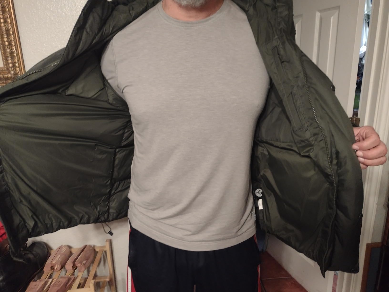 Men's Stockholm 700 Fill Down Puffer with Hood customer photo 2
